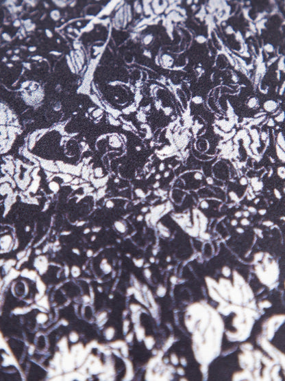 Good Alexander McQueen White Polyester Tie with Black Abstract Pattern