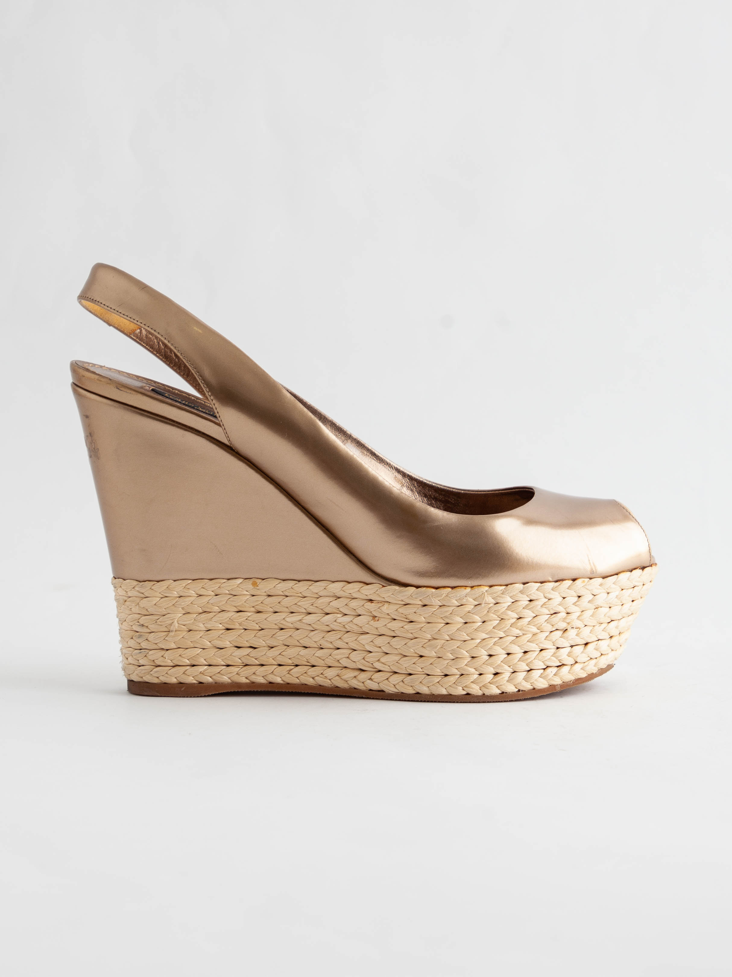 Good Louis Vuitton Yellow Wedge Sandals Size 37.5 Metallic Lacquer