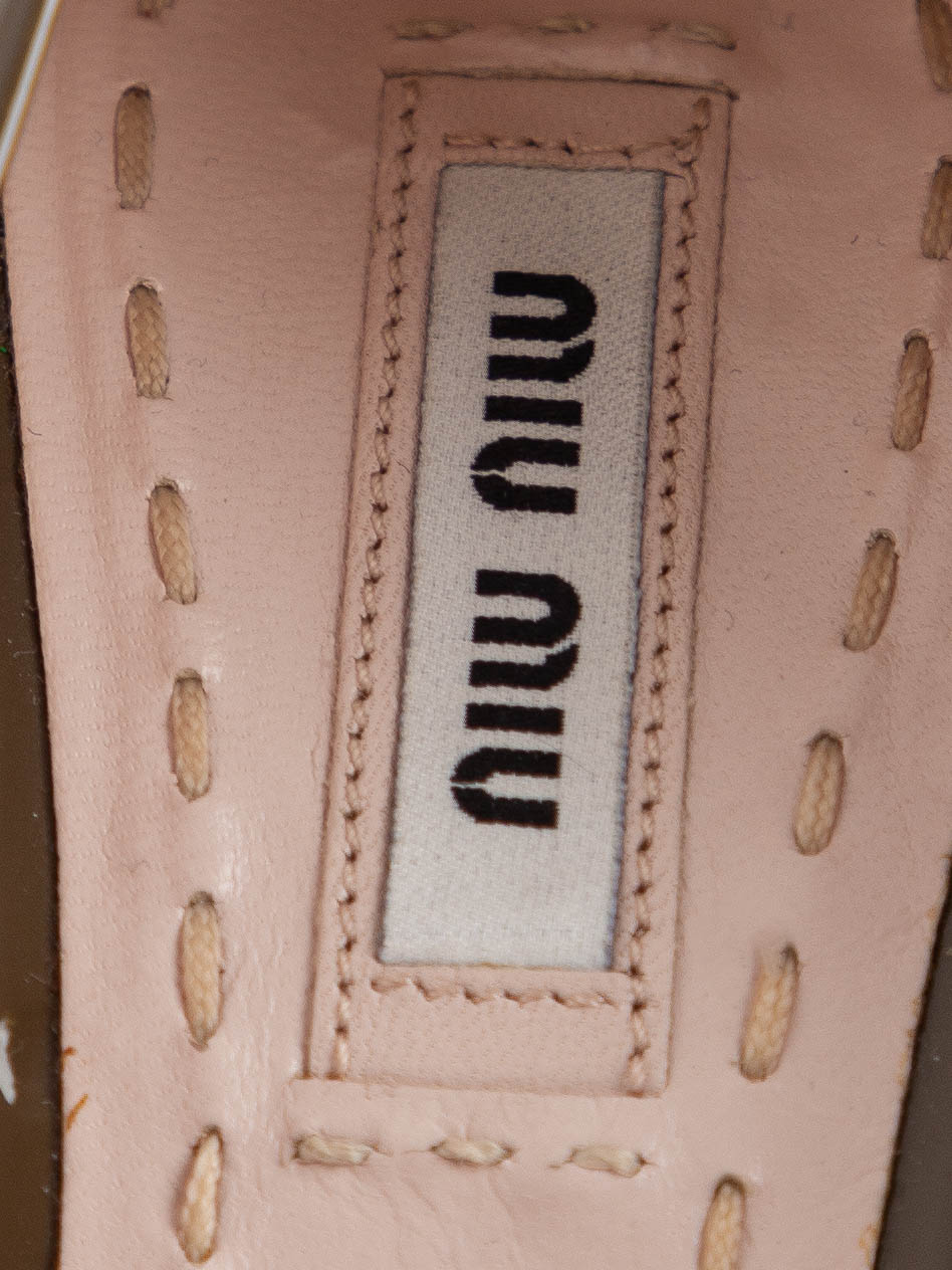 Excellent Miu Miu Green Lacquer High-Heeled Pumps Size 37