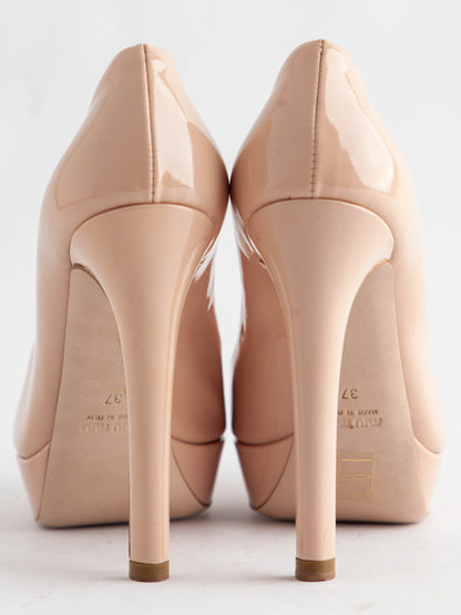 Excellent Miu Miu White Lacquer High-Heeled Platform Pumps