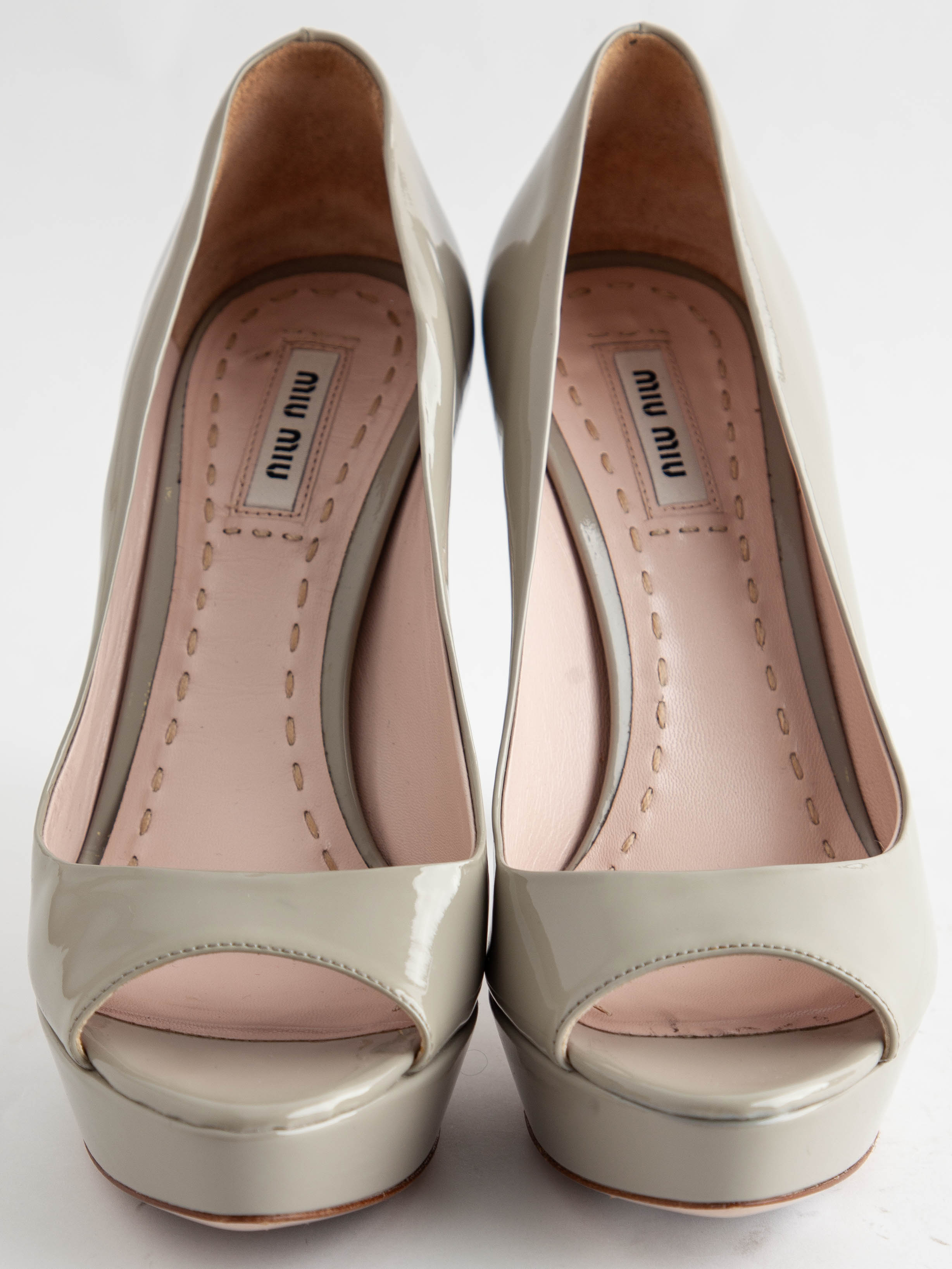 Excellent Miu Miu Gray Lacquer Platform Peep-Toe Heels Size 37