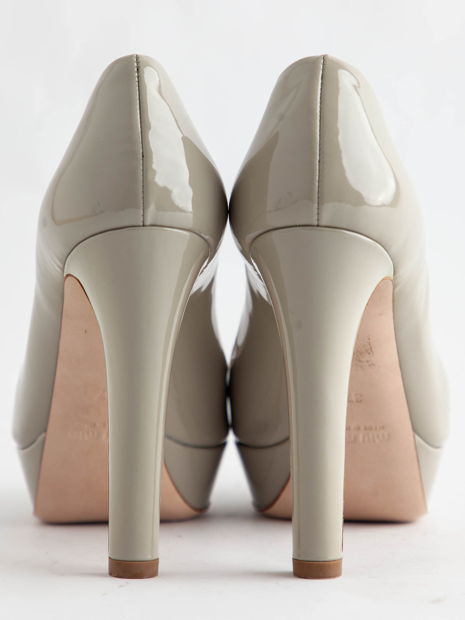 Excellent Miu Miu Gray Lacquer Platform Peep-Toe Heels Size 37