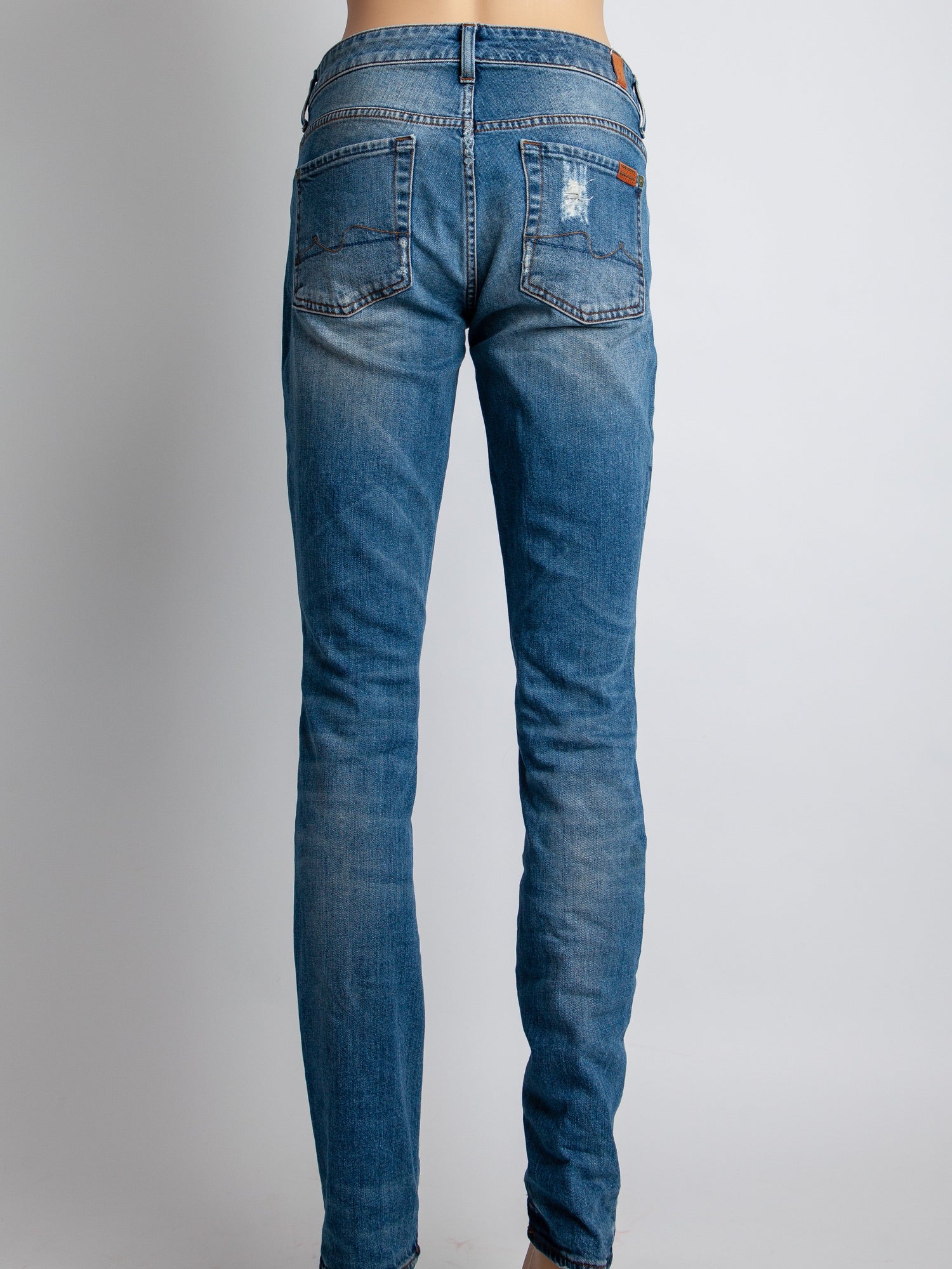 Average Condition 7 For All Mankind Blue Distressed Jeans Size M