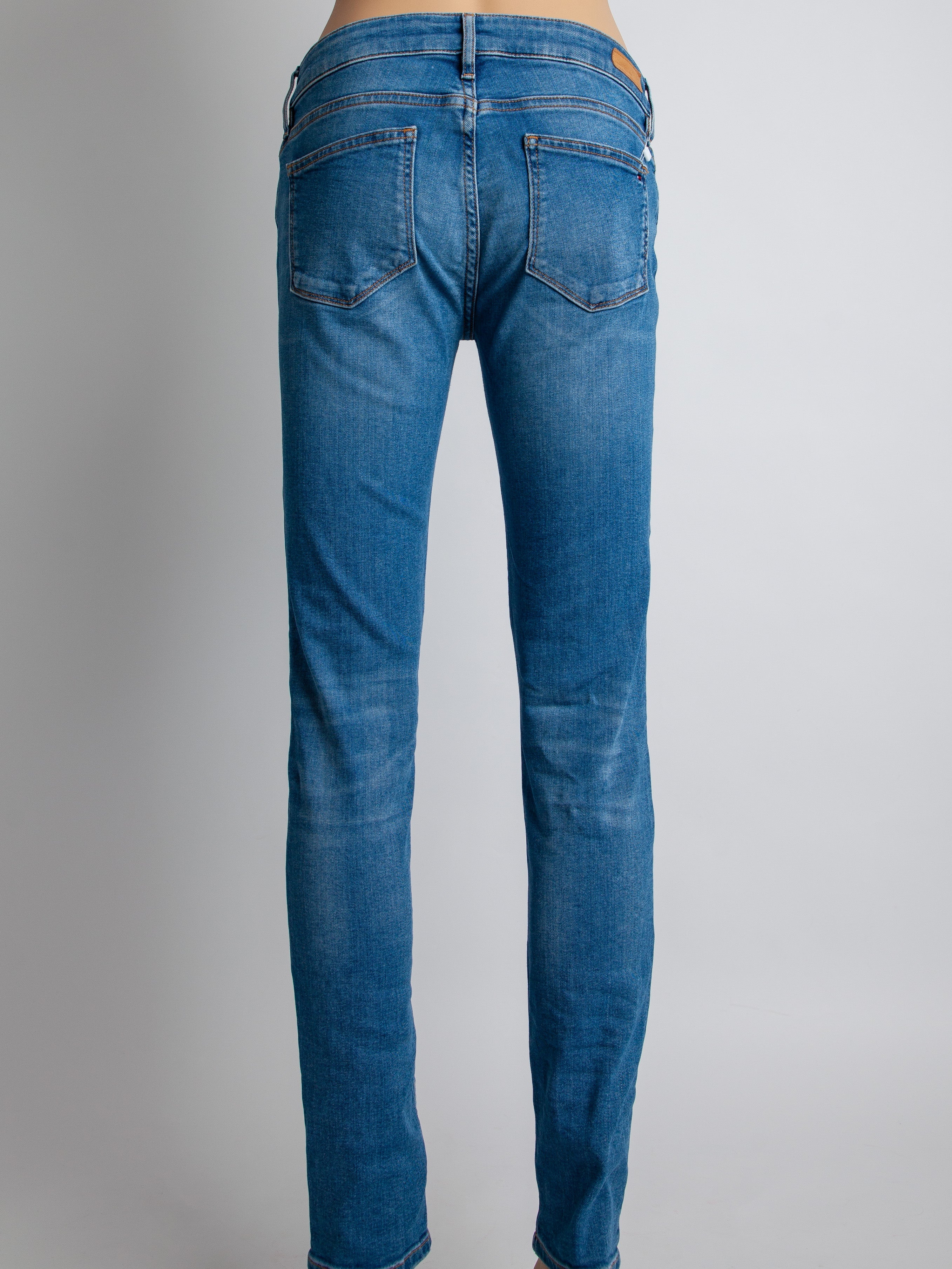 Good Tommy Hilfiger Blue Cotton Slim Fit Jeans Size M for Women