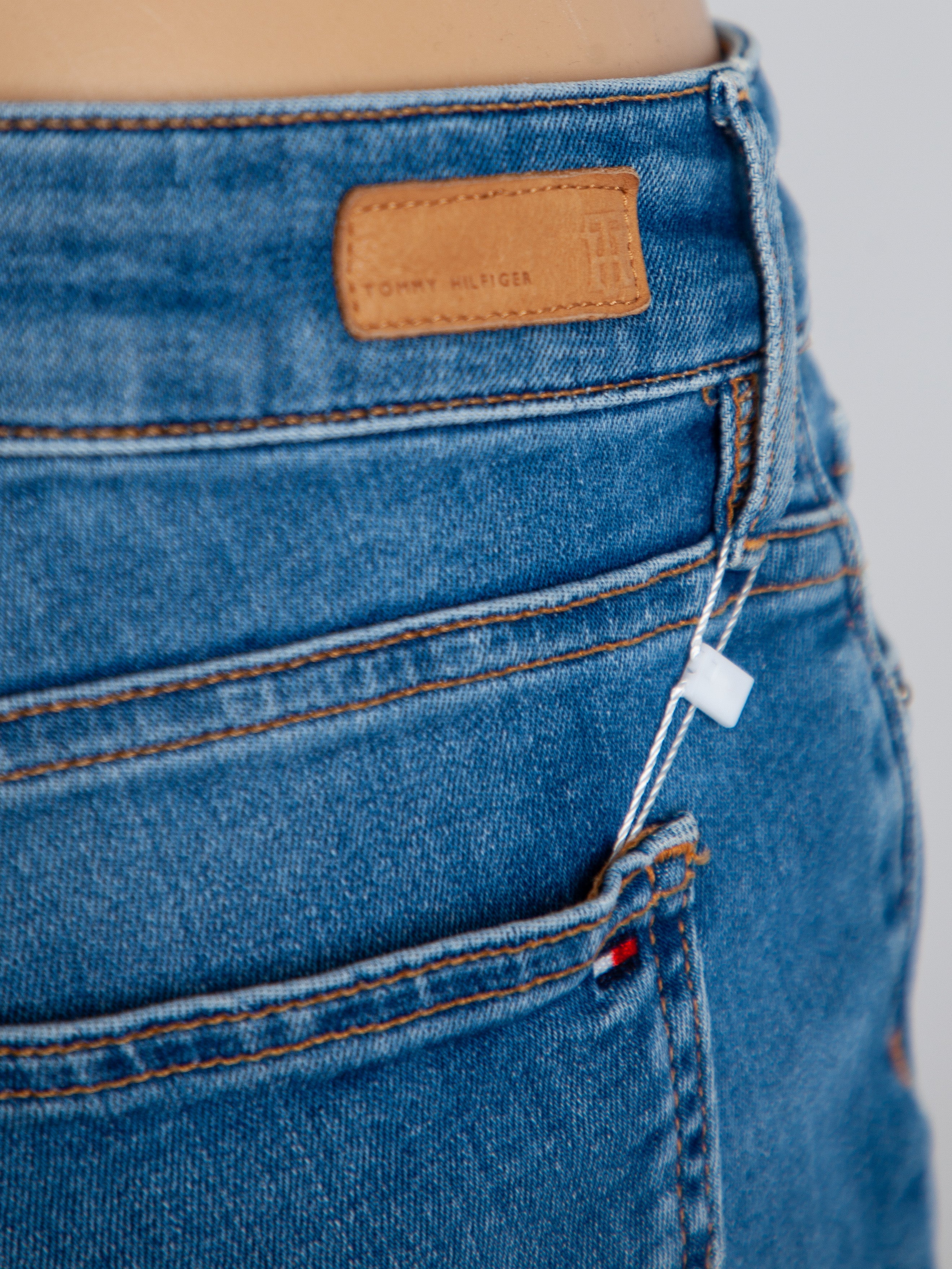 Good Tommy Hilfiger Blue Cotton Slim Fit Jeans Size M for Women