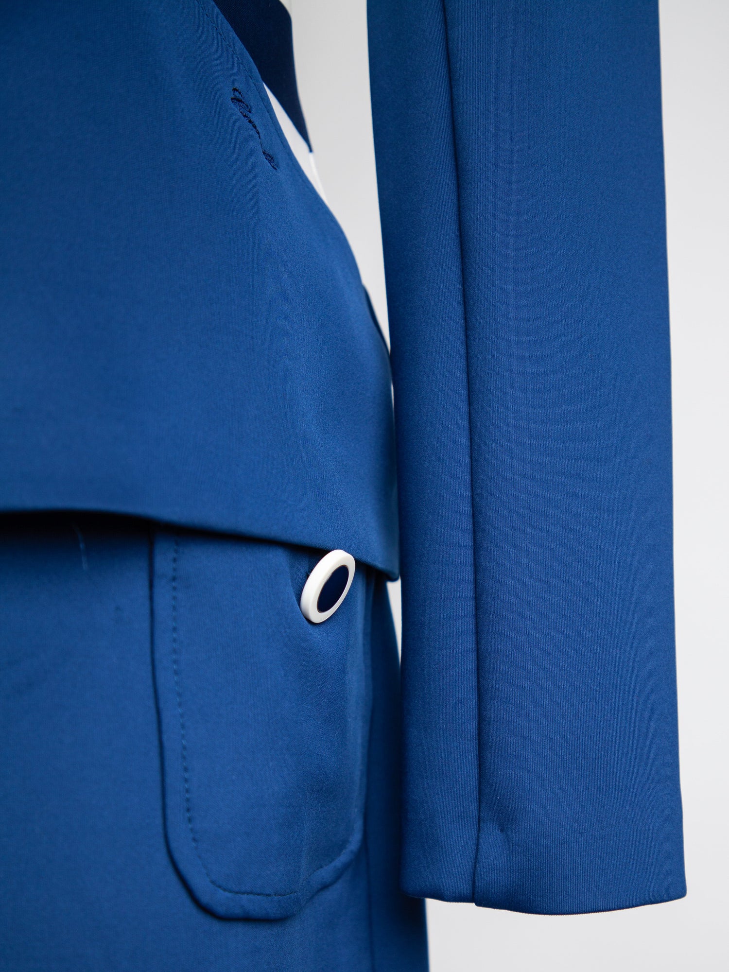 Good Cannella Blue Tailored Jacket Size M with White Accents