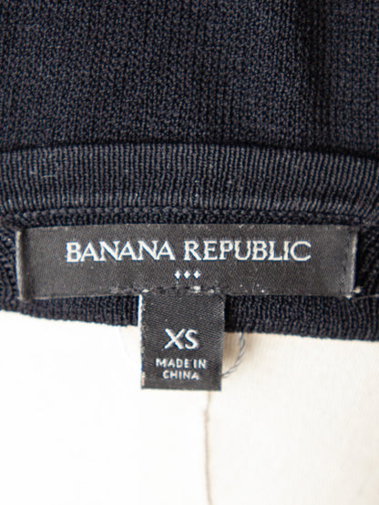 Good Condition Banana Republic Black Dress Size XS with Zippers