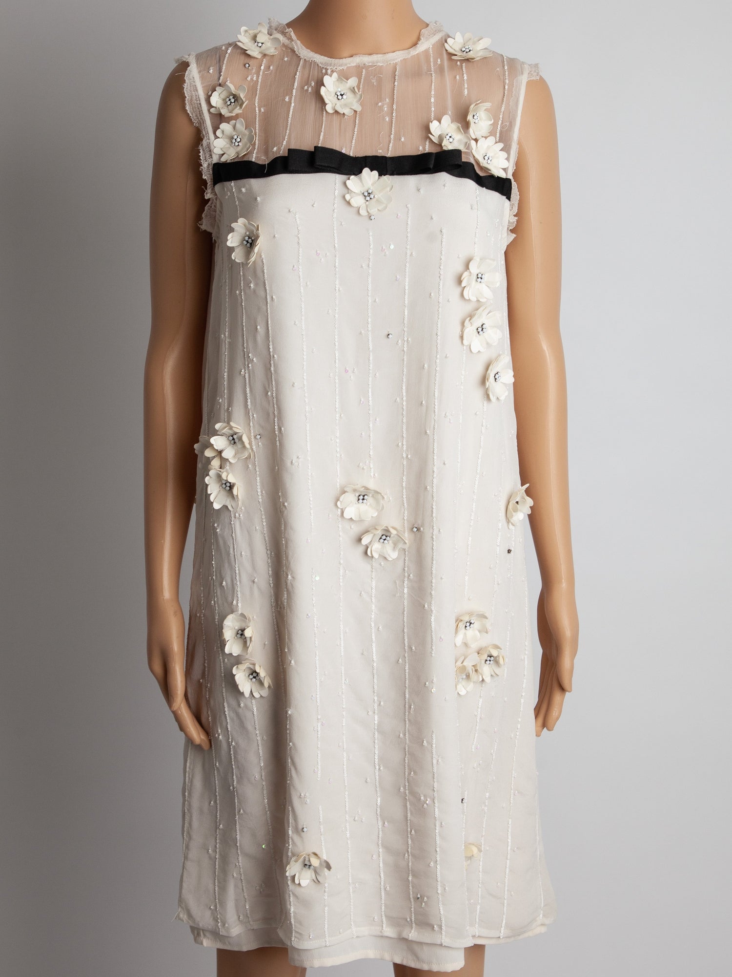 Average TWINSET White Floral Appliqué Dress Size S Viscose