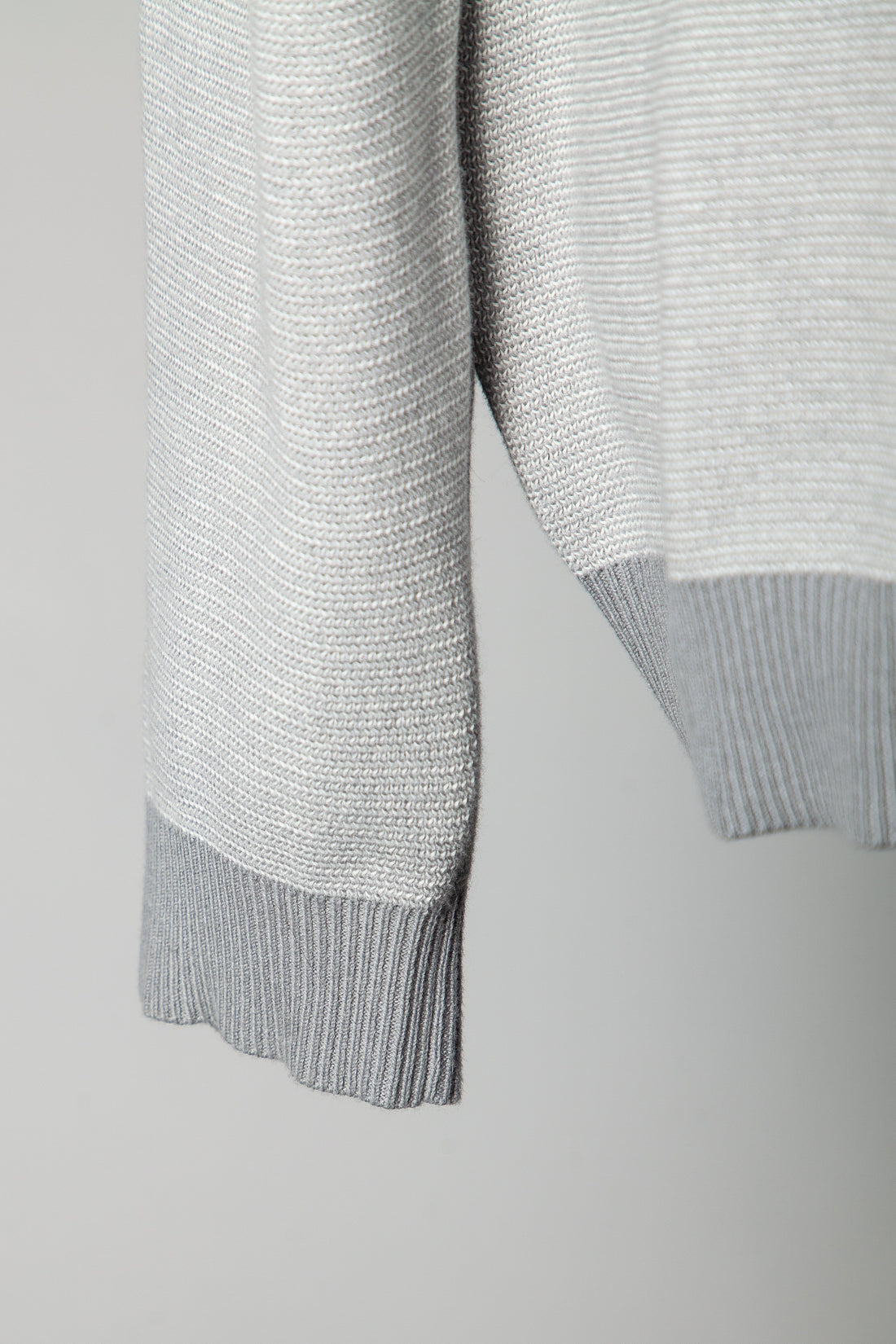 Good Condition Reiss Gray Cashmere Knit Sweater Size XXL