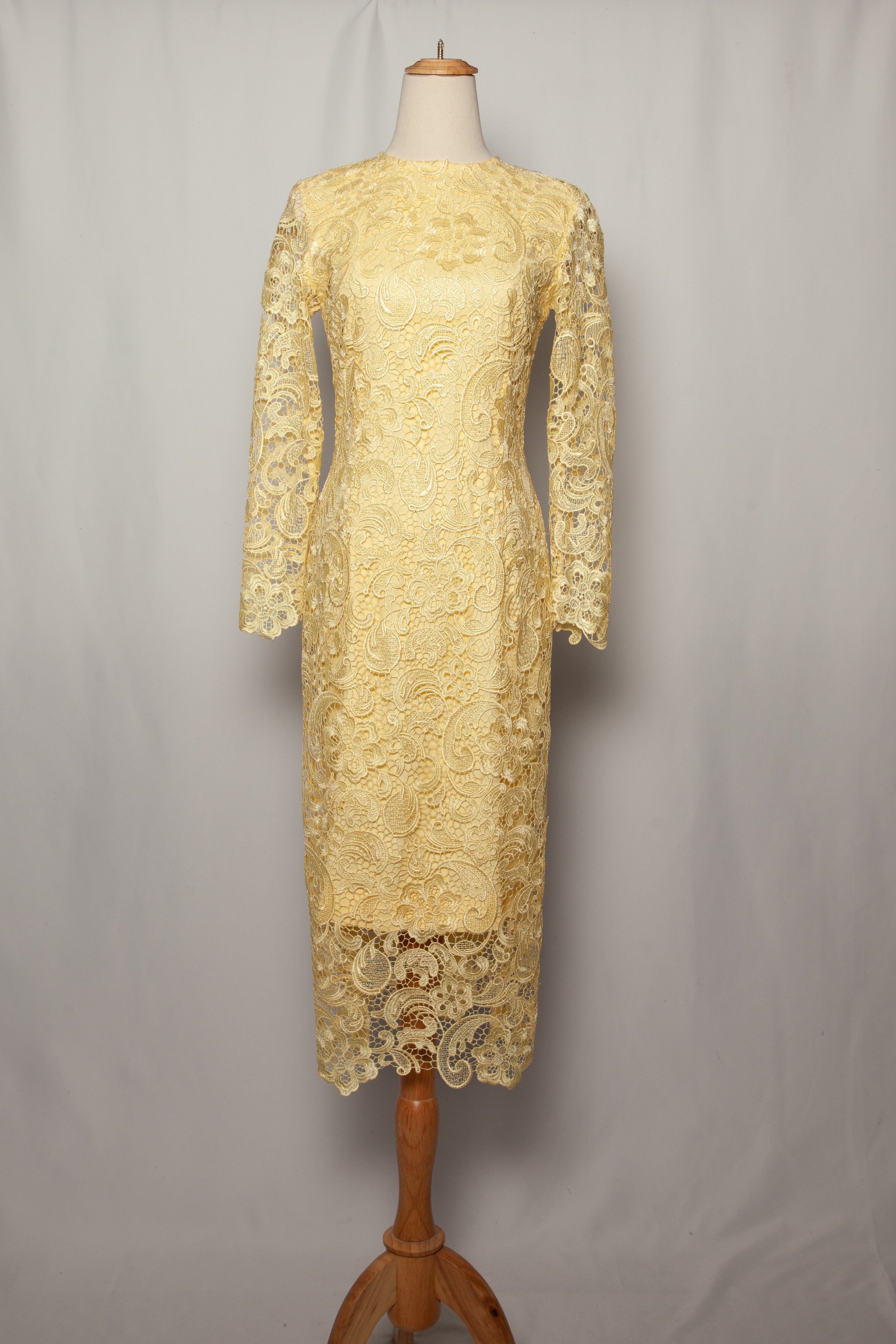 Good SLIR Yellow Lace Dress Women Size S Long Sleeve Knee-Length