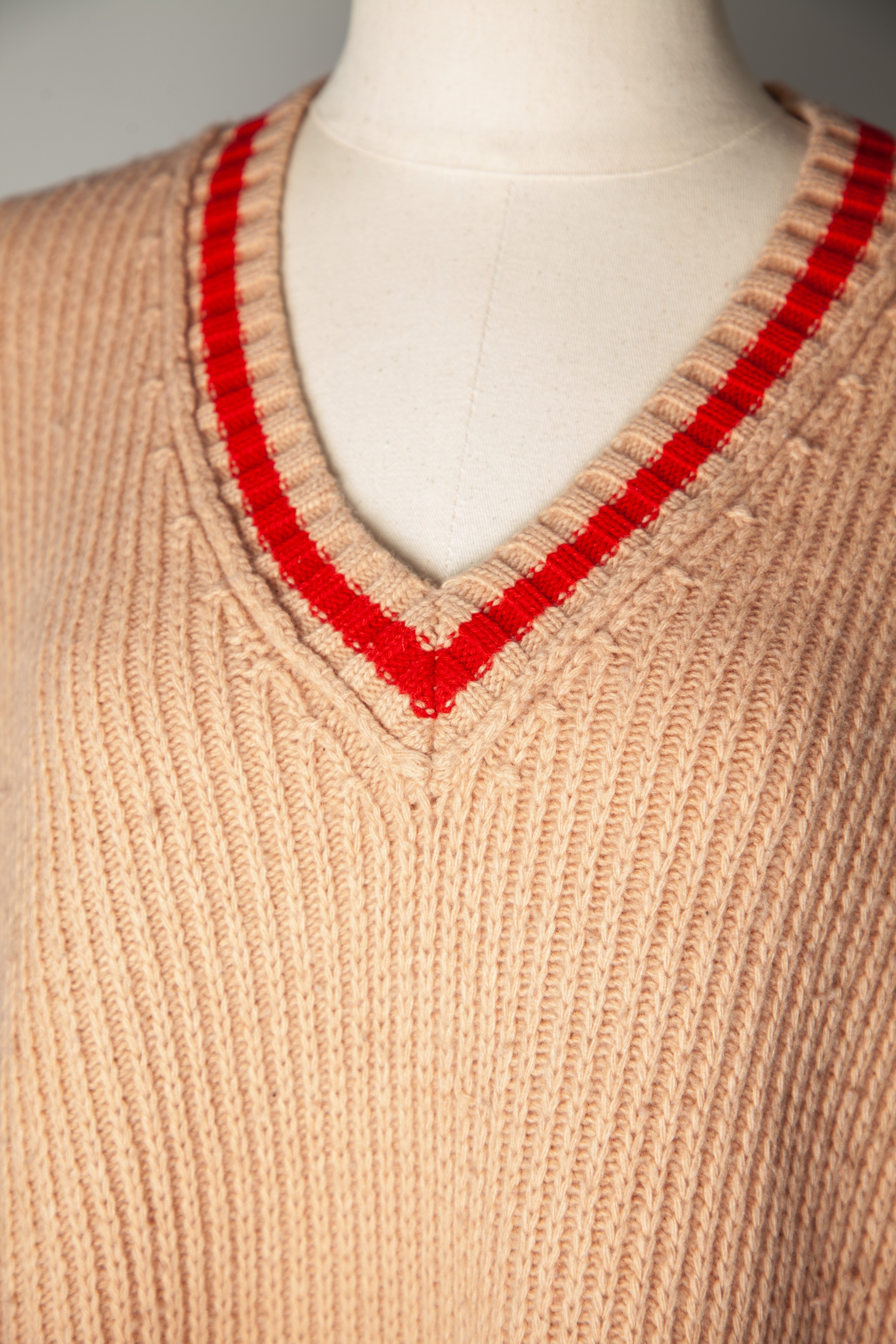 Average Condition TWINSET White Angora Wool Sweater Size XL