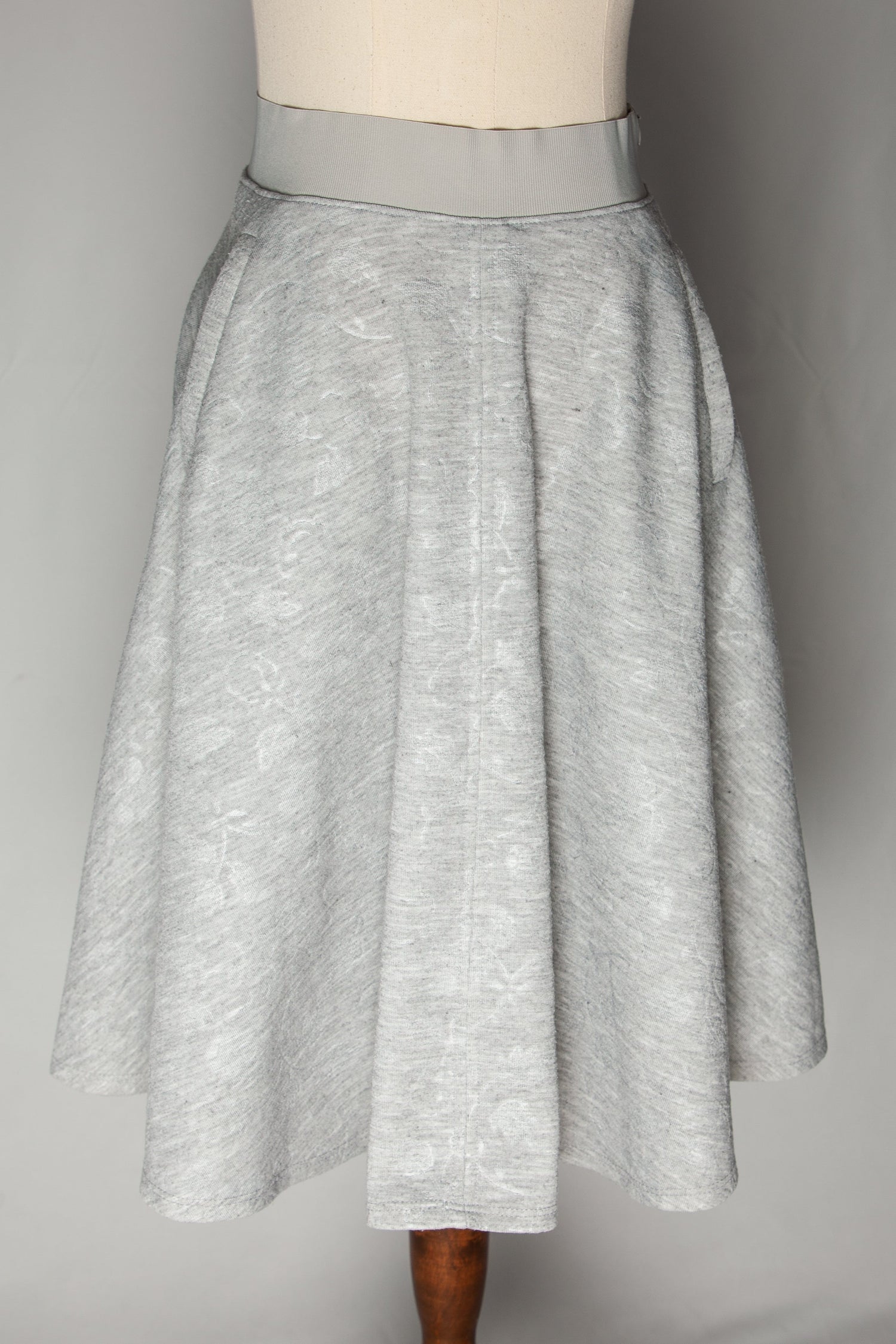 Good Barneys Newyork Gray A-Line Skirt Polyester Size XXS