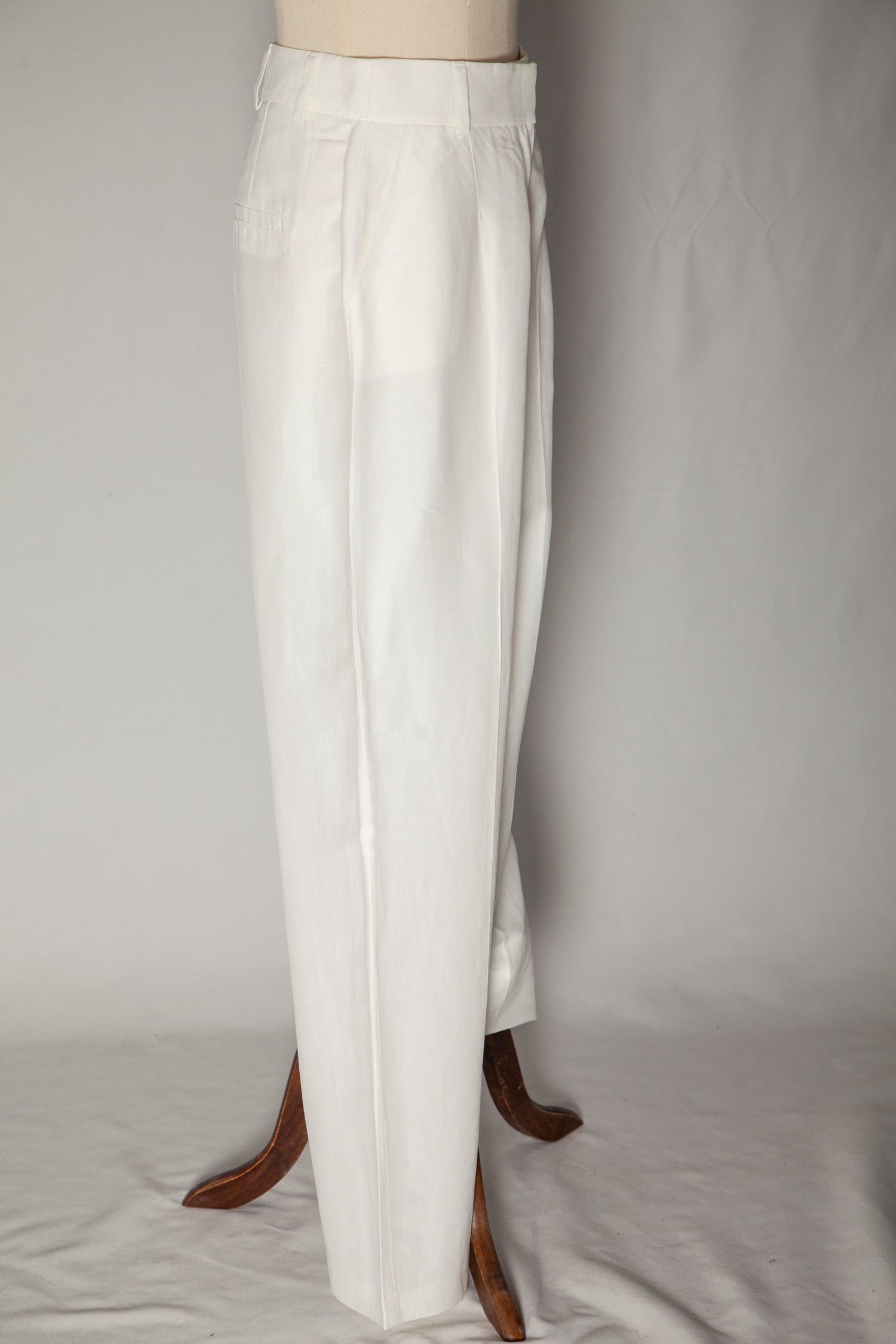 IPEKYOL White Tailored Pants M, Viscose, Good Condition