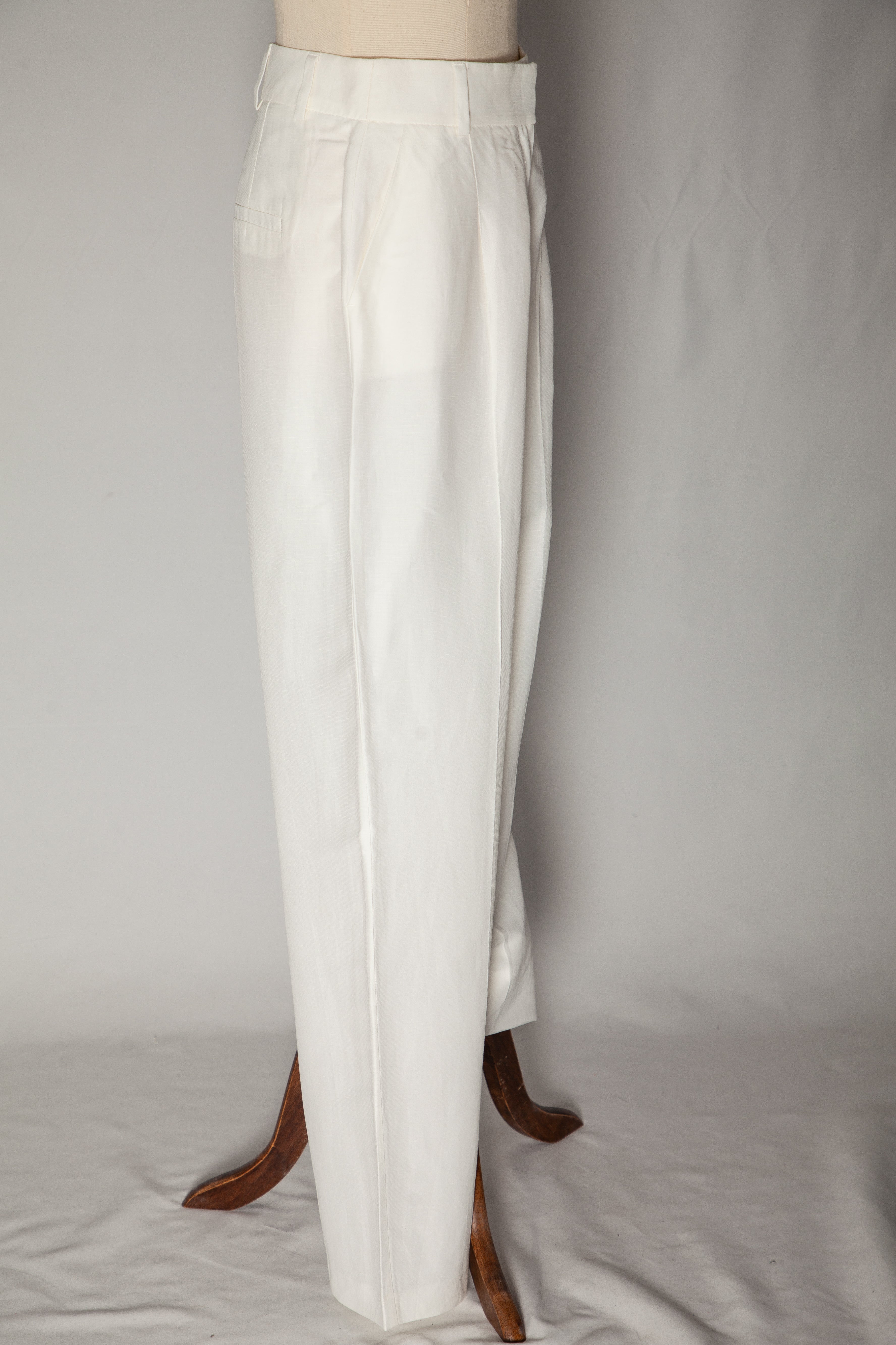 IPEKYOL White Tailored Pants M, Viscose, Good Condition