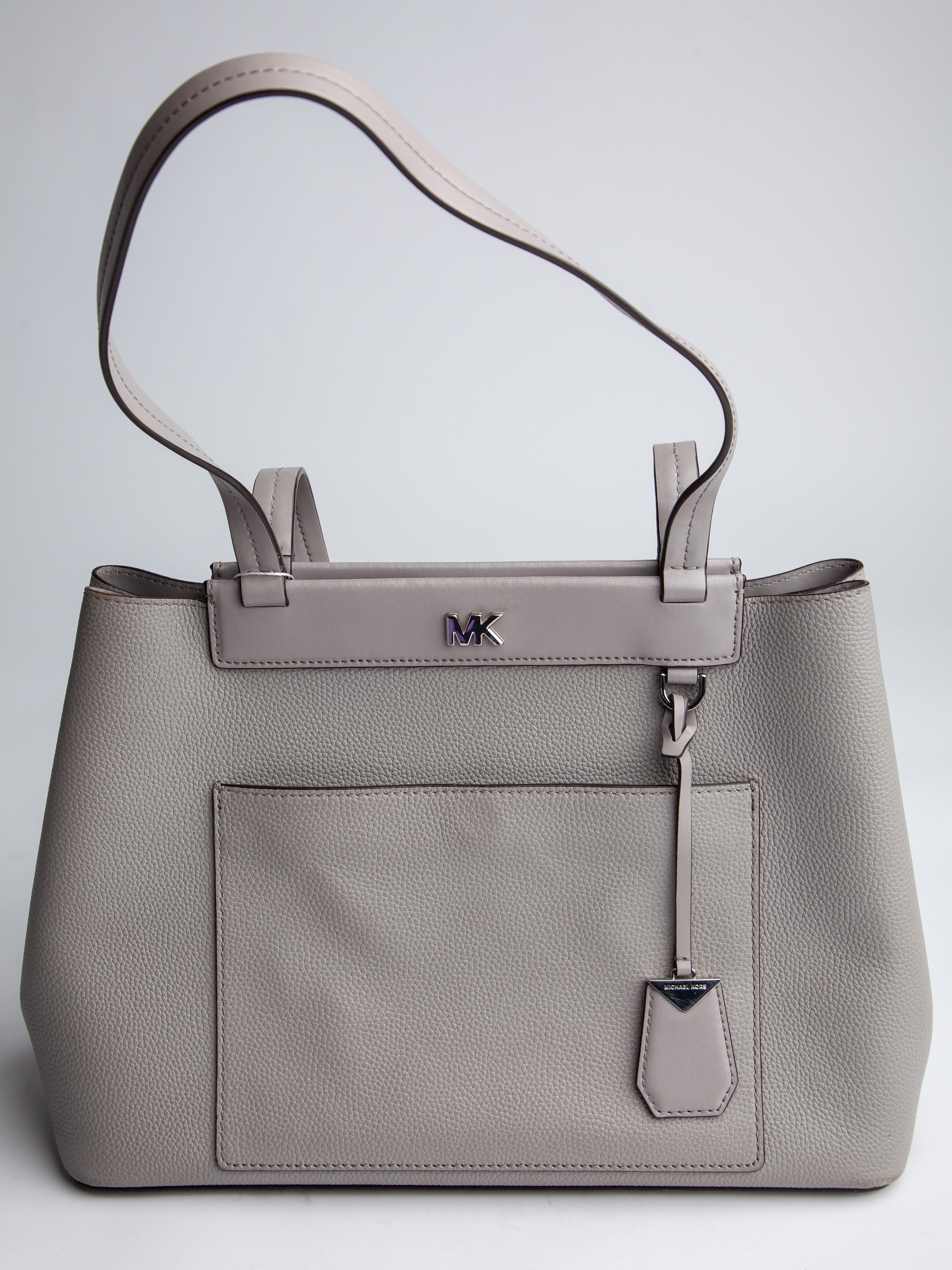 Good Michael Kors Gray Leather Handbag with Shoulder Strap