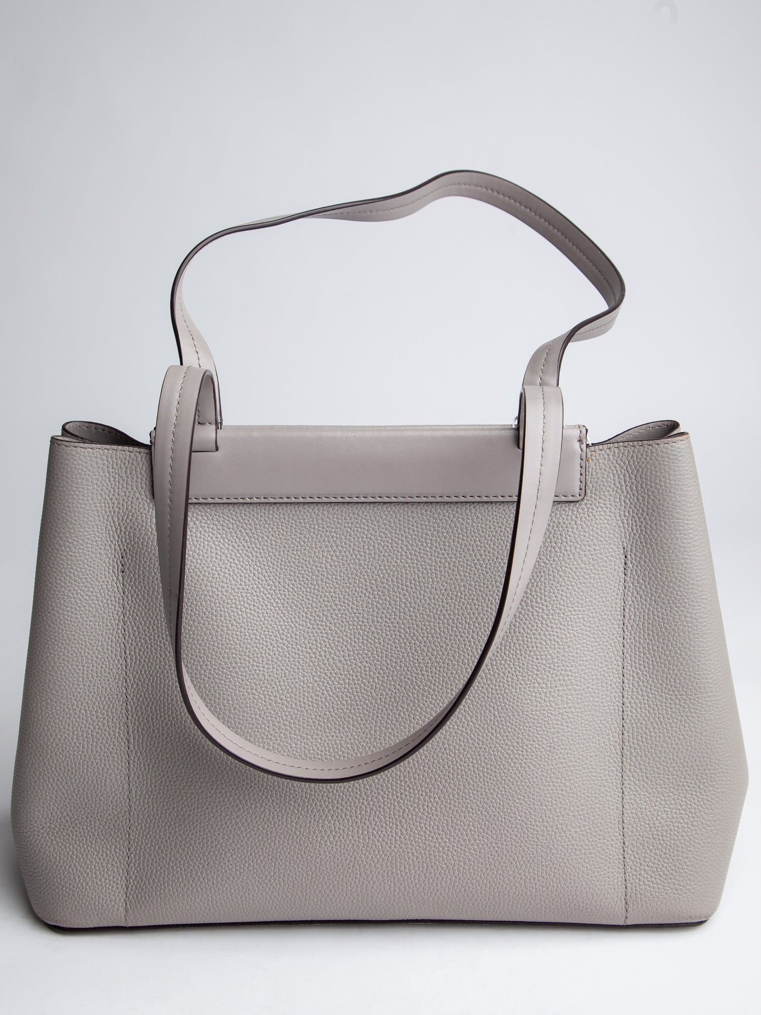 Good Michael Kors Gray Leather Handbag with Shoulder Strap