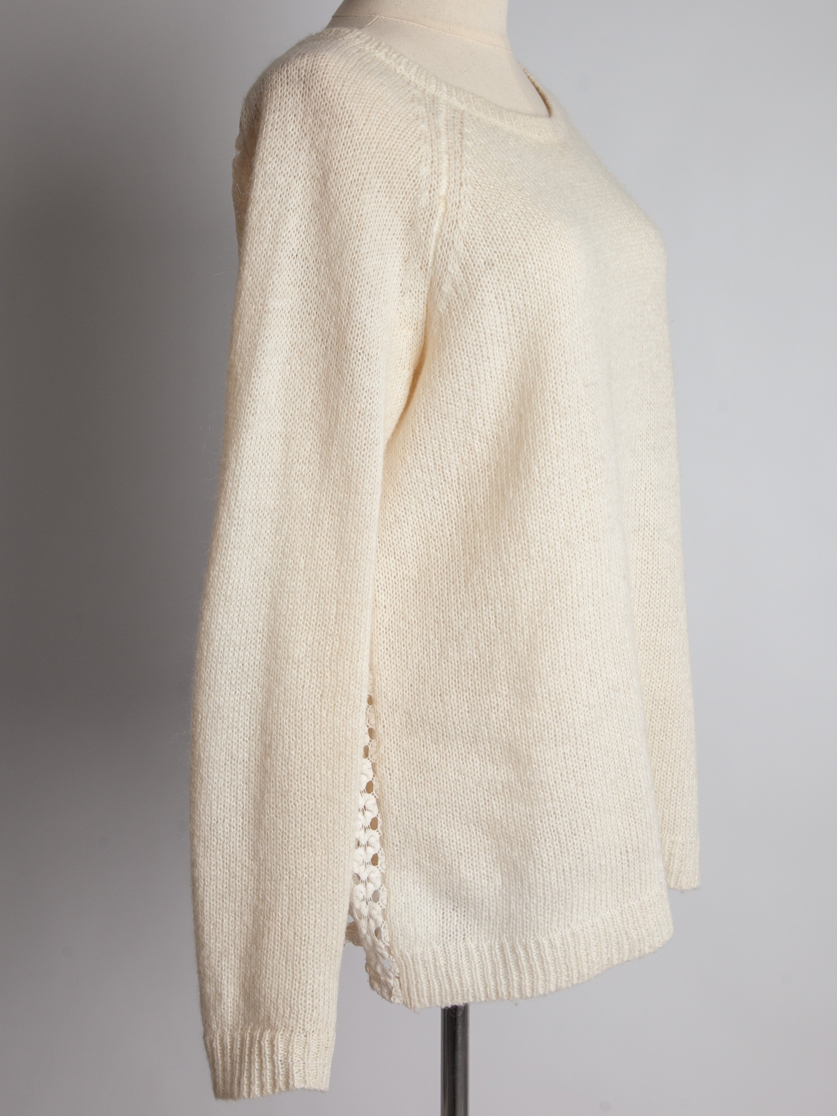 Good More &amp; More White Poplin Sweater Size XS with Textured Back