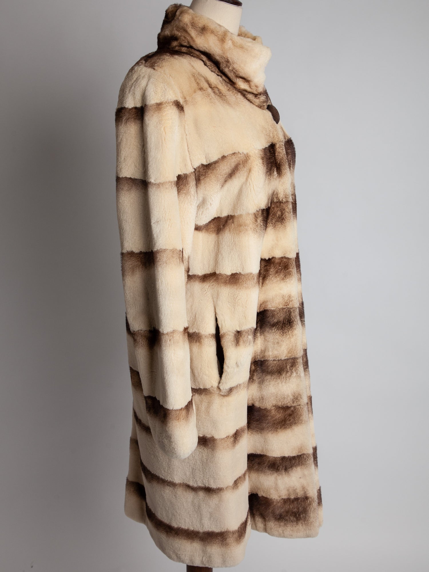 Excellent Scandinavia White Fur Coat with Horizontal Brown Stripes