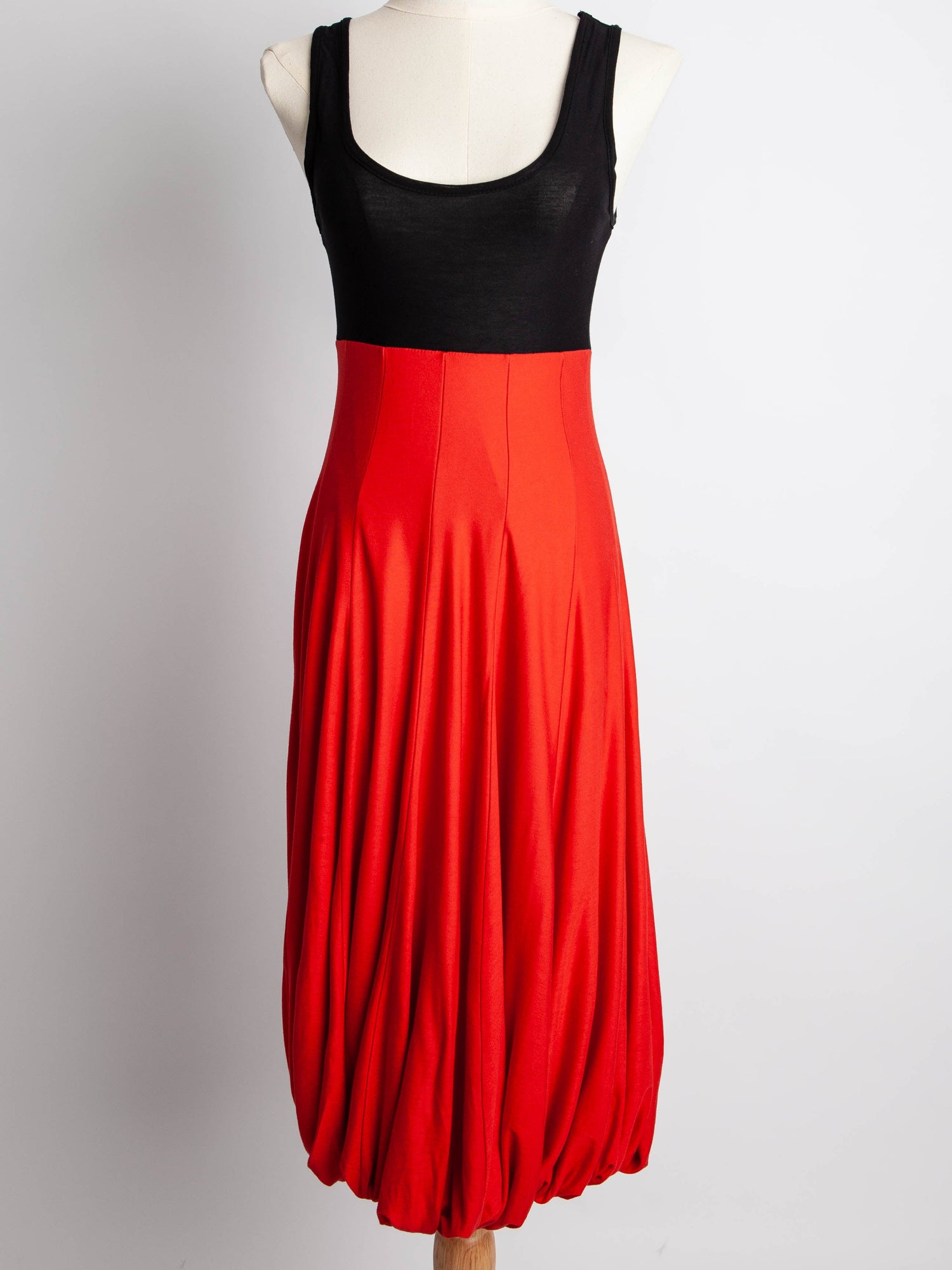 Good Alexander McQueen Red Viscose Dress Size XS with Black Top