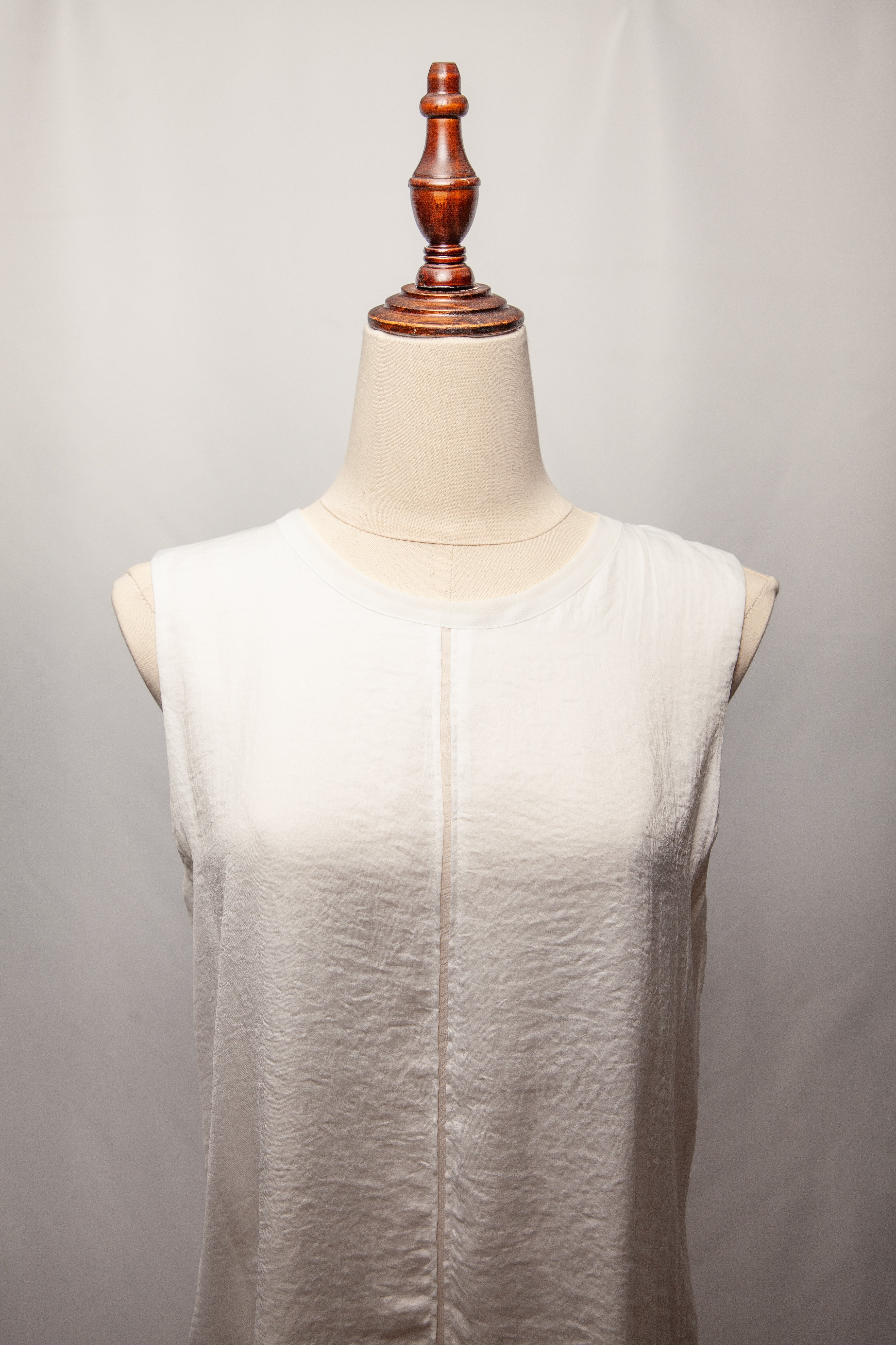 Violet + Claire White Sleeveless Blouse Polyester Size Optional