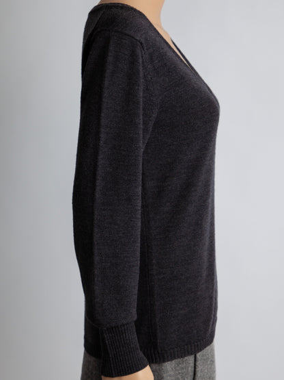 Good Max Mara Gray Cashmere V-Neck Sweater Size M for Women