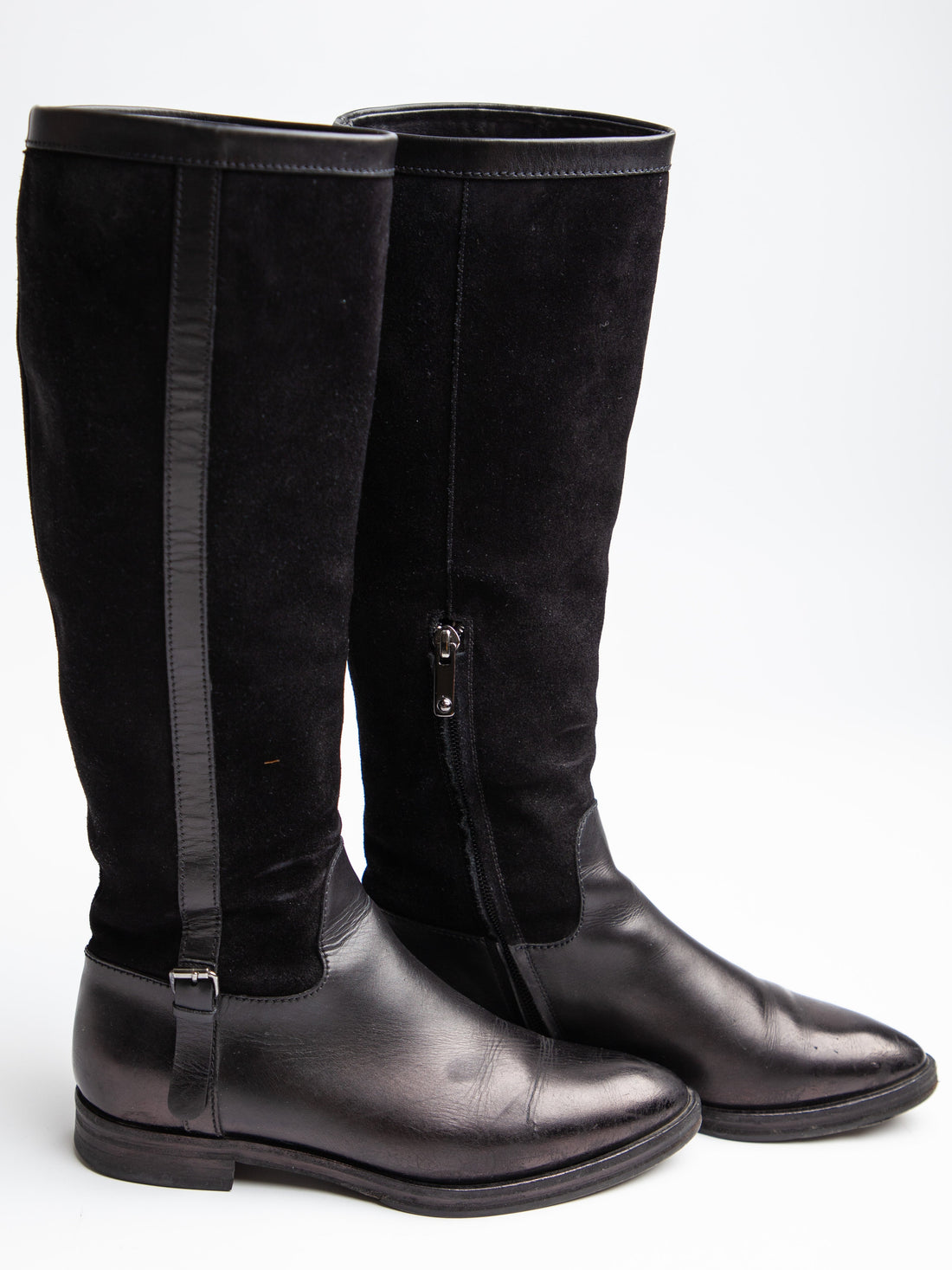 Good Giorgio Armani Black Leather Knee-High Boots with Buckle Detail