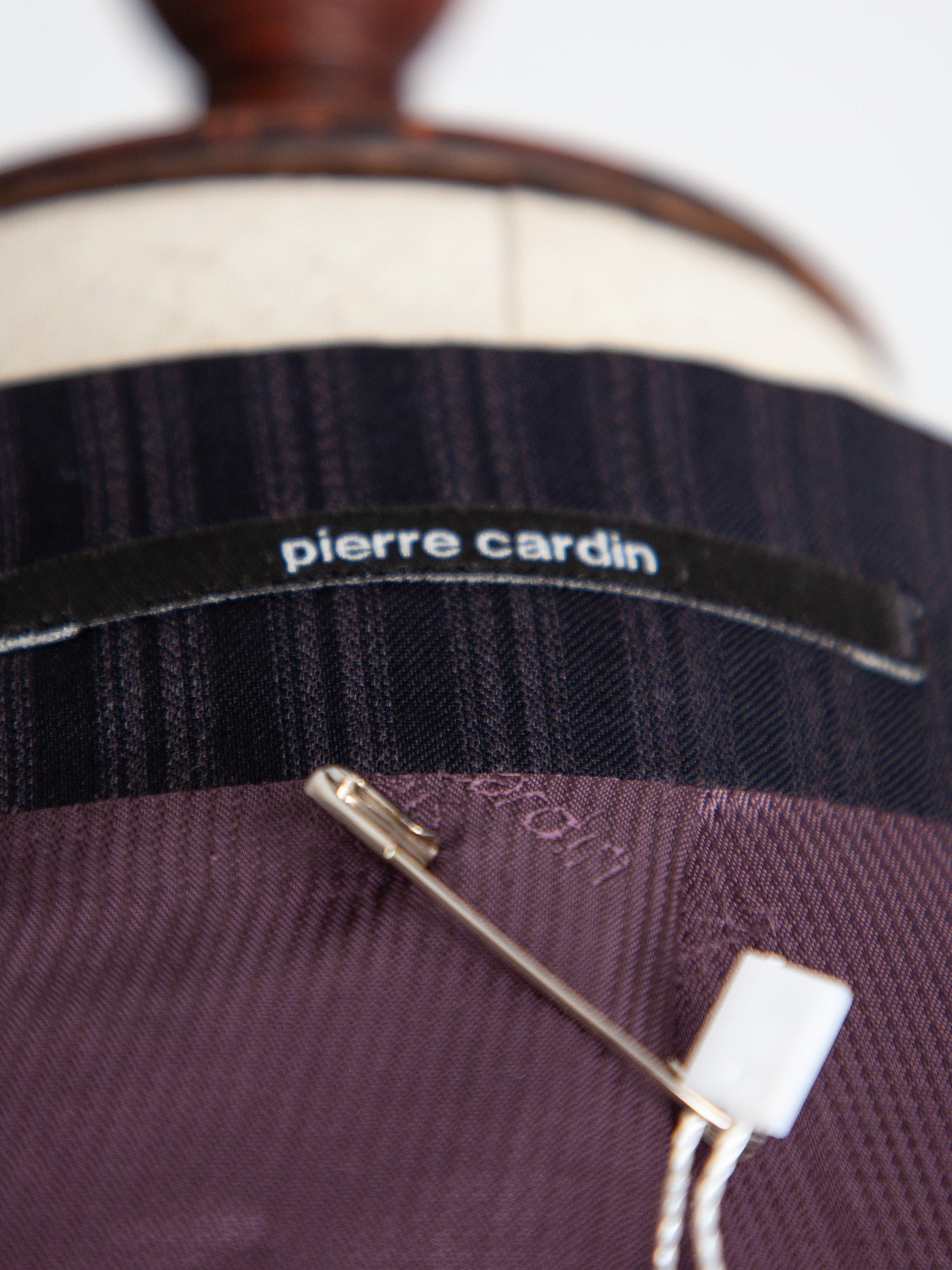 Good Pierre Cardin Black Pinstripe Suit Size XXL for Men