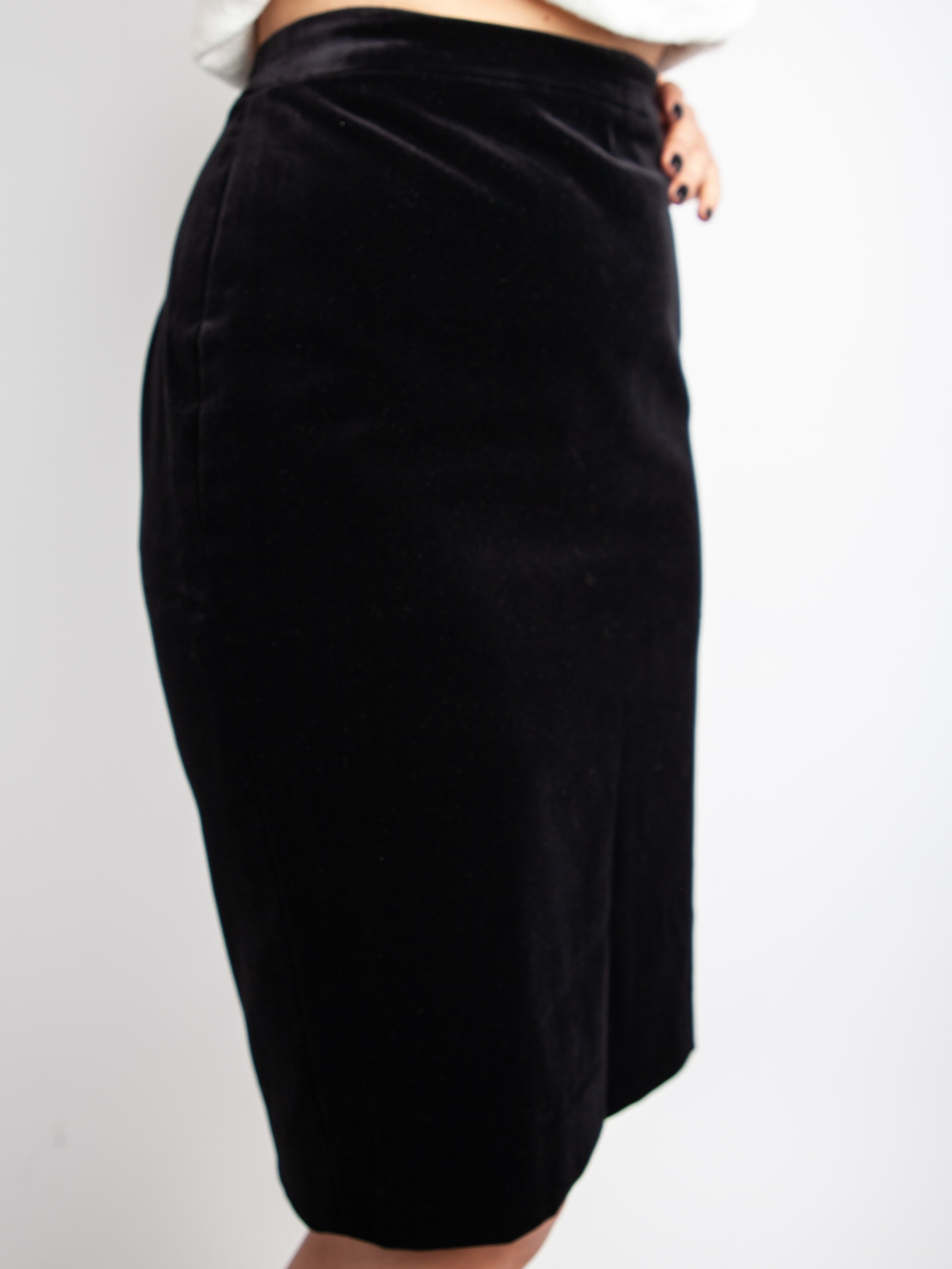 Escada Black Velvet Pencil Skirt High Waist Size XS