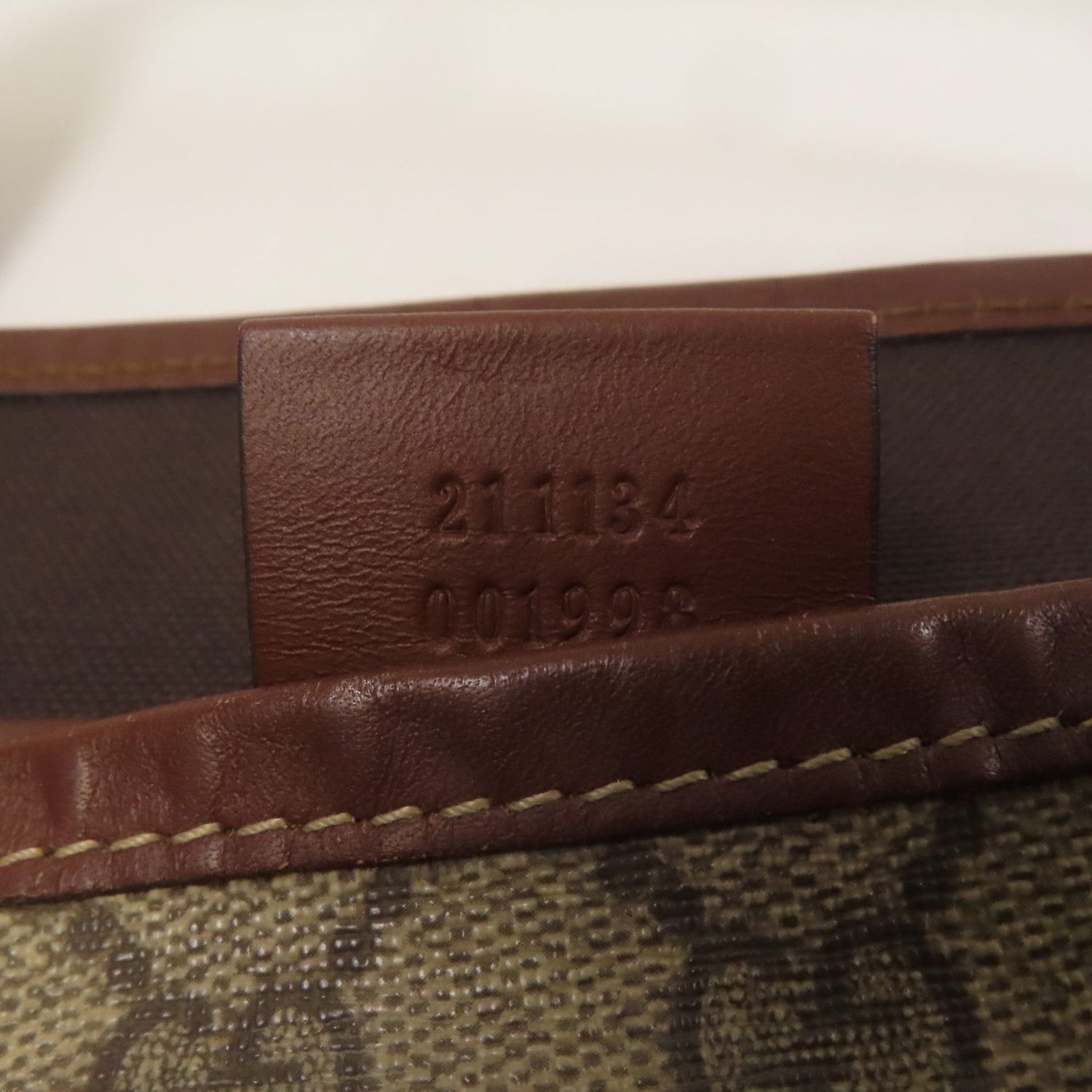 Gucci Signature Web Loop Tote, GG Supreme