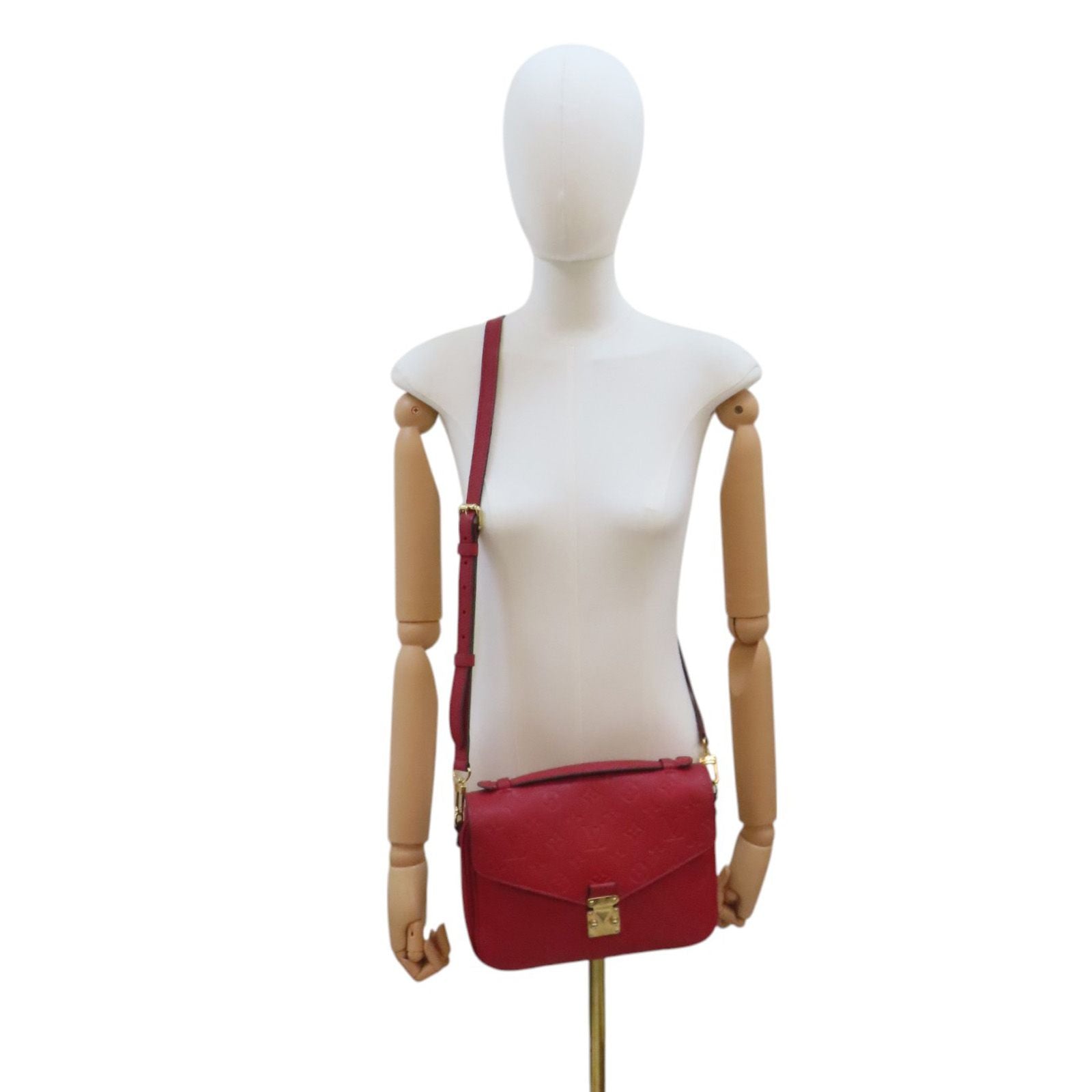 Louis Vuitton Pochette Metis, Empreinte