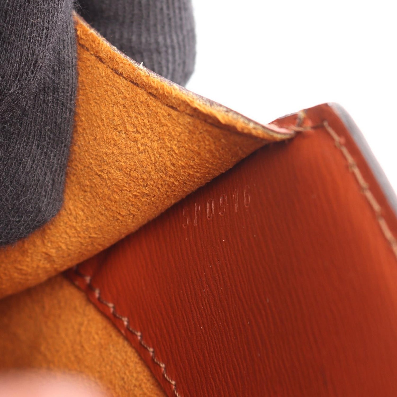 Louis Vuitton Cluny Brown Shoulder Bag M 52253