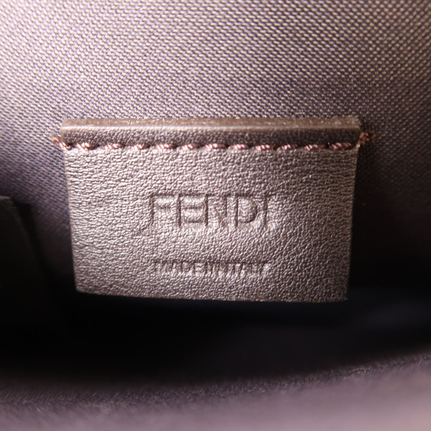 Fendi Cowhide Leather Phone Bag Golden Crosshair Shoulder Back Bag Pink Calfskin (cowhide) 8m 0436