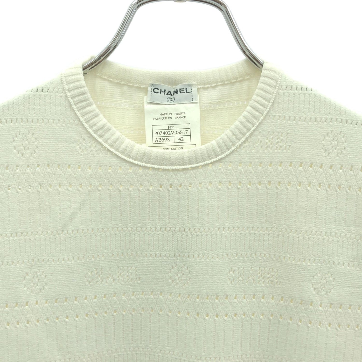 Chanel White Short Sleeve Knit Rayon P 07402v 0557