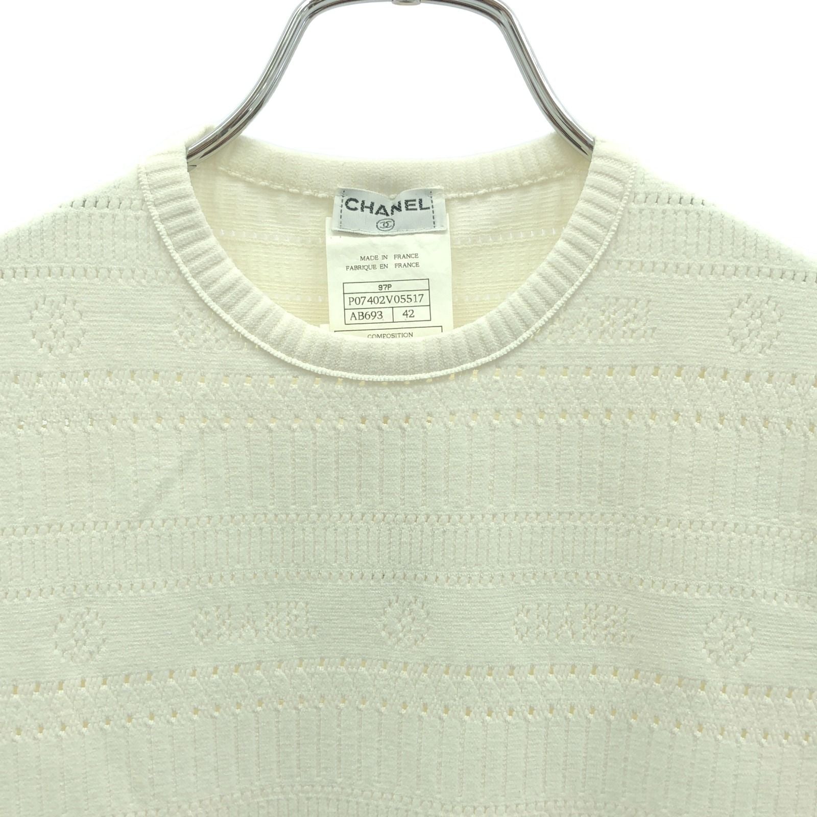 Chanel White Short Sleeve Knit Rayon P 07402v 0557