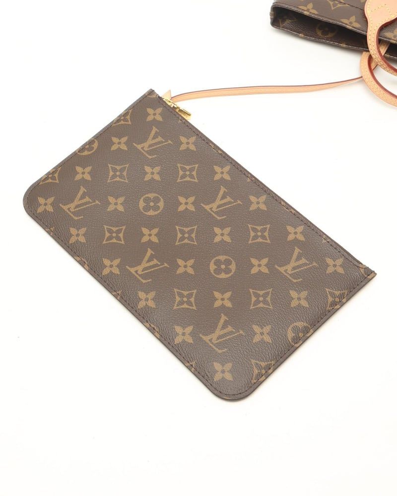 Louis Vuitton Monogram Carry It Bag