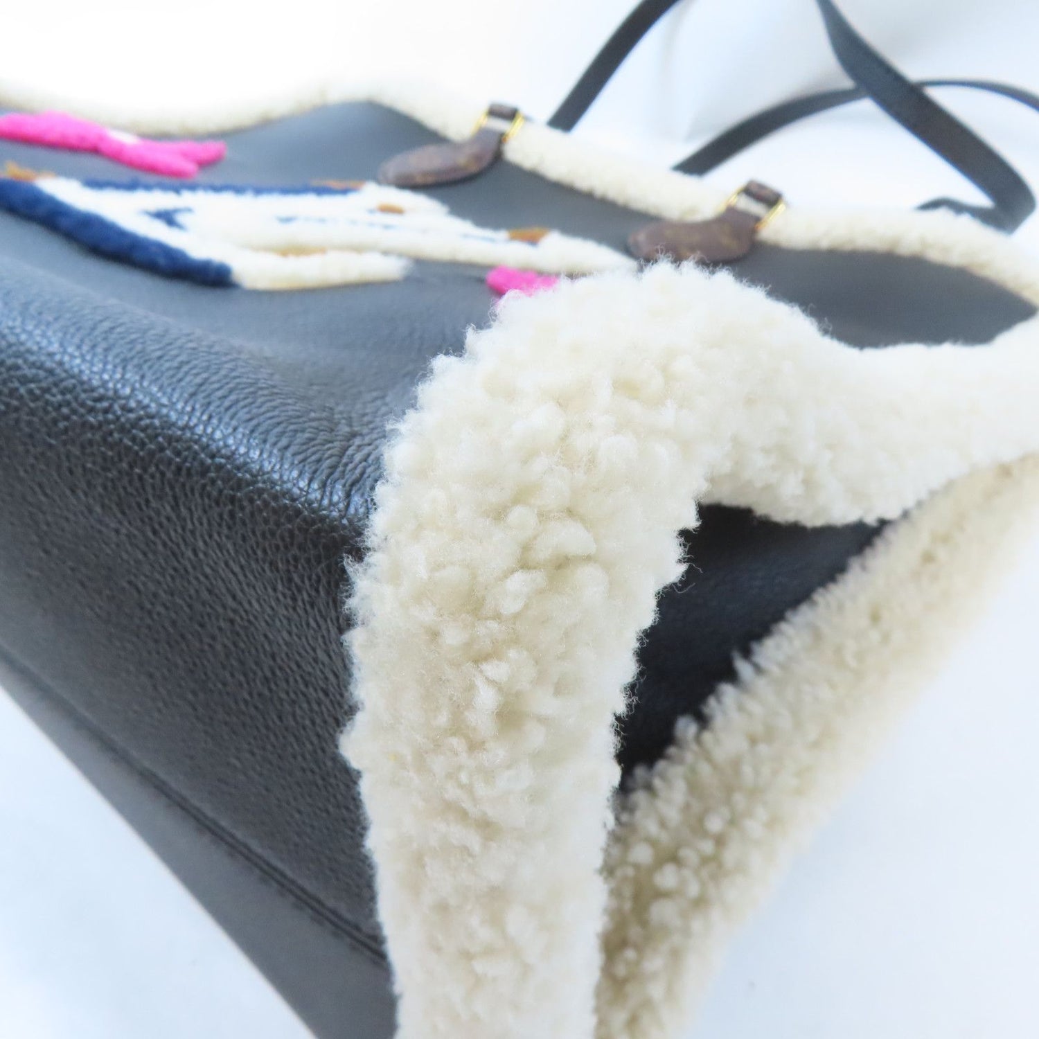 Louis Vuitton Cowhide Leather/wool On The Go Gm Tote Bag Hand-handed Shoulder Bag Black/white Black White Black 2way Sho