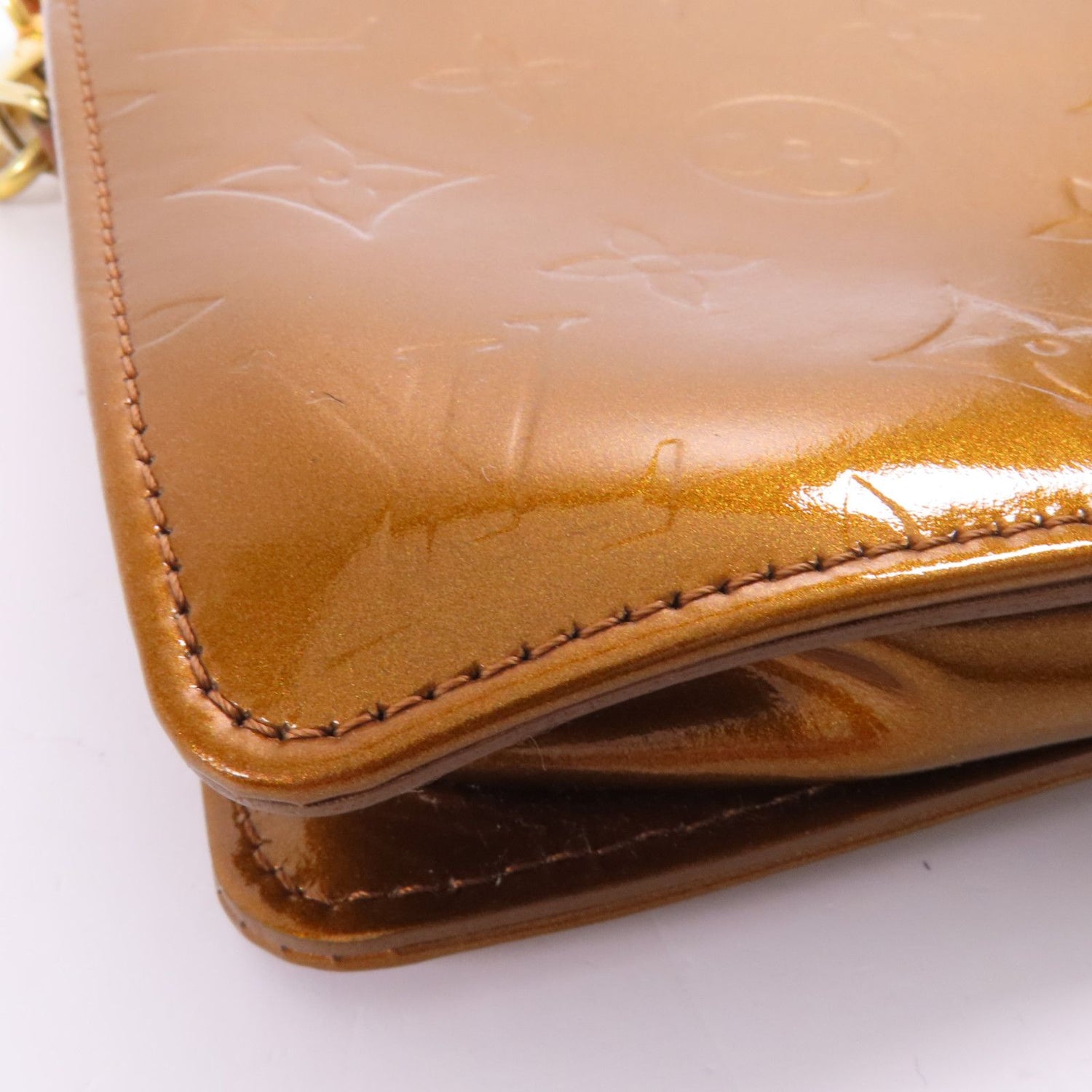 Louis Vuitton Vernis Monogram Venis Lexington Accessory Pouch Gold Handbag M 91010