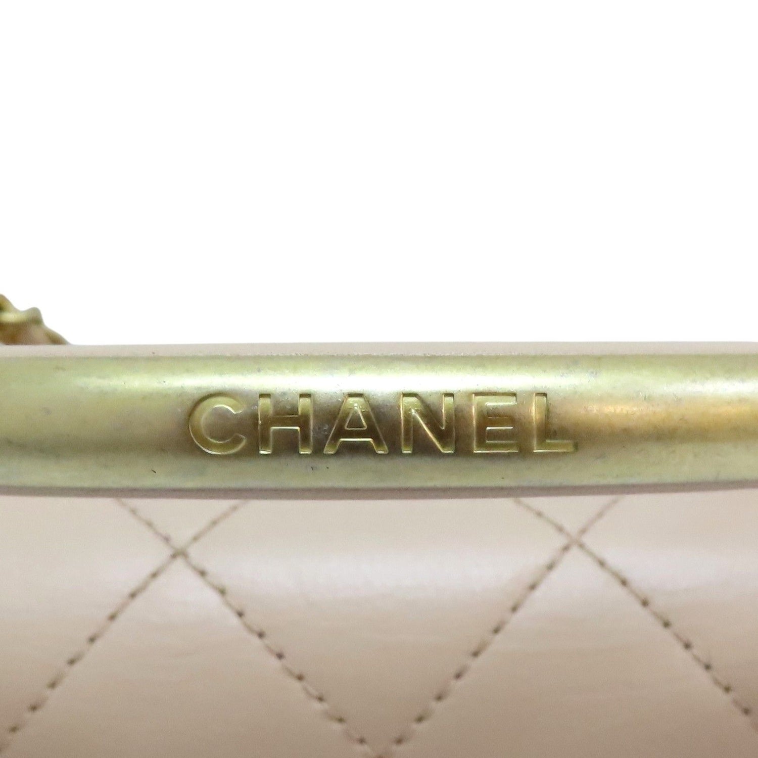 Chanel Matelasse Shoulder Handbag Calfskin Pink (no Card)