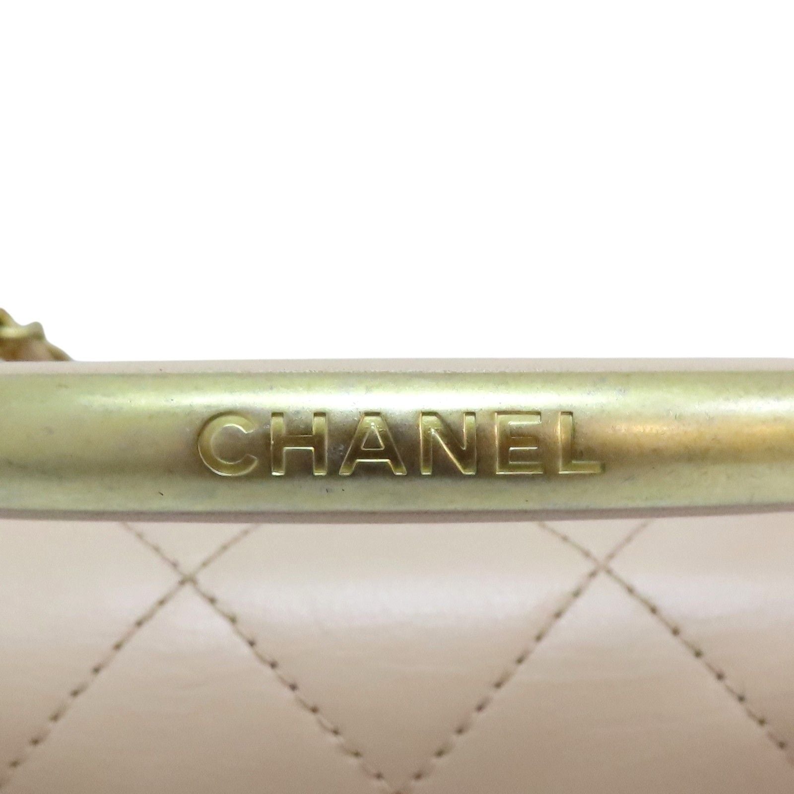 Chanel Matelasse Shoulder Handbag Calfskin Pink (no Card)