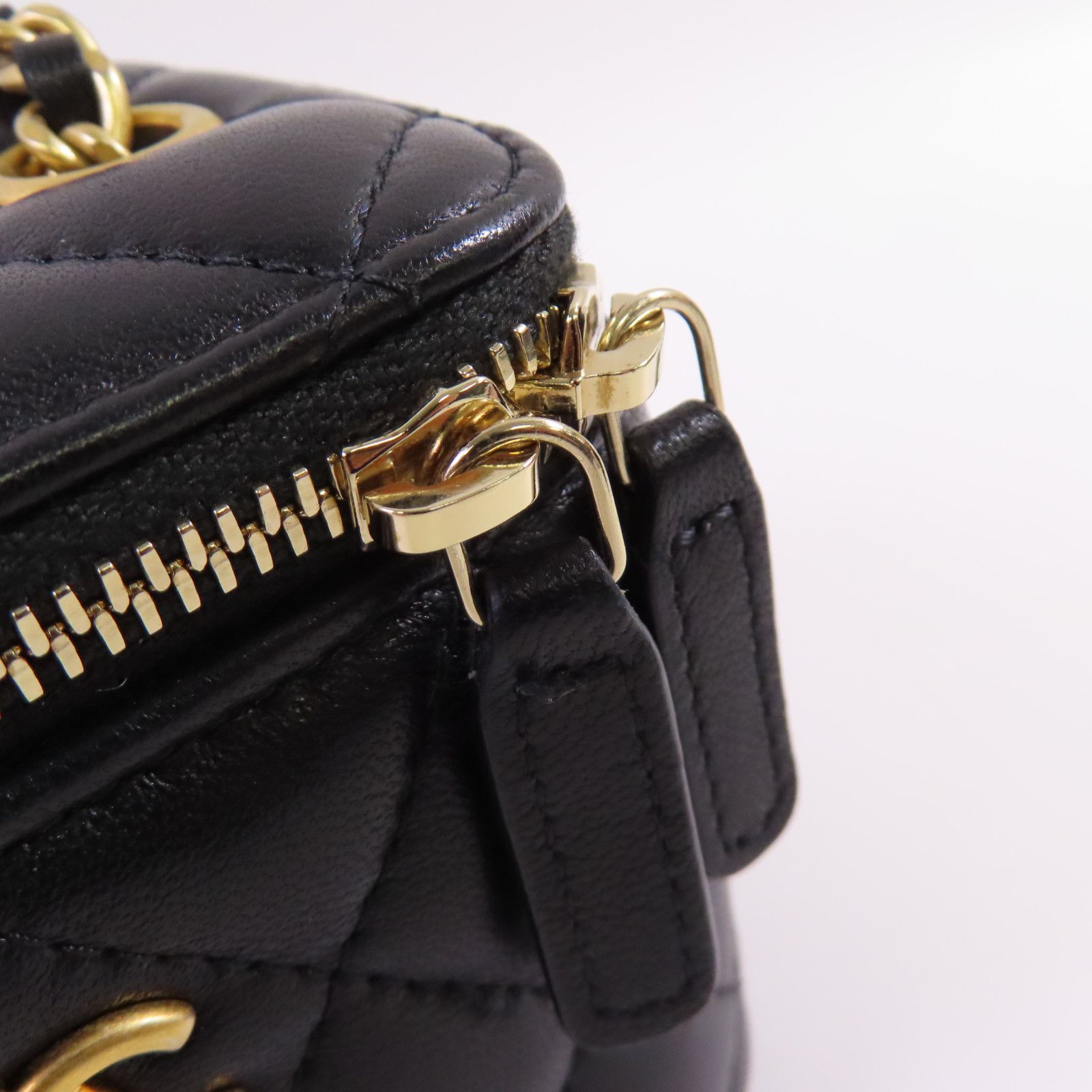 Chanel Black Sheepskin Leather Mini Vanity Case Shoulder Bag Lambskin (sheep Leather)