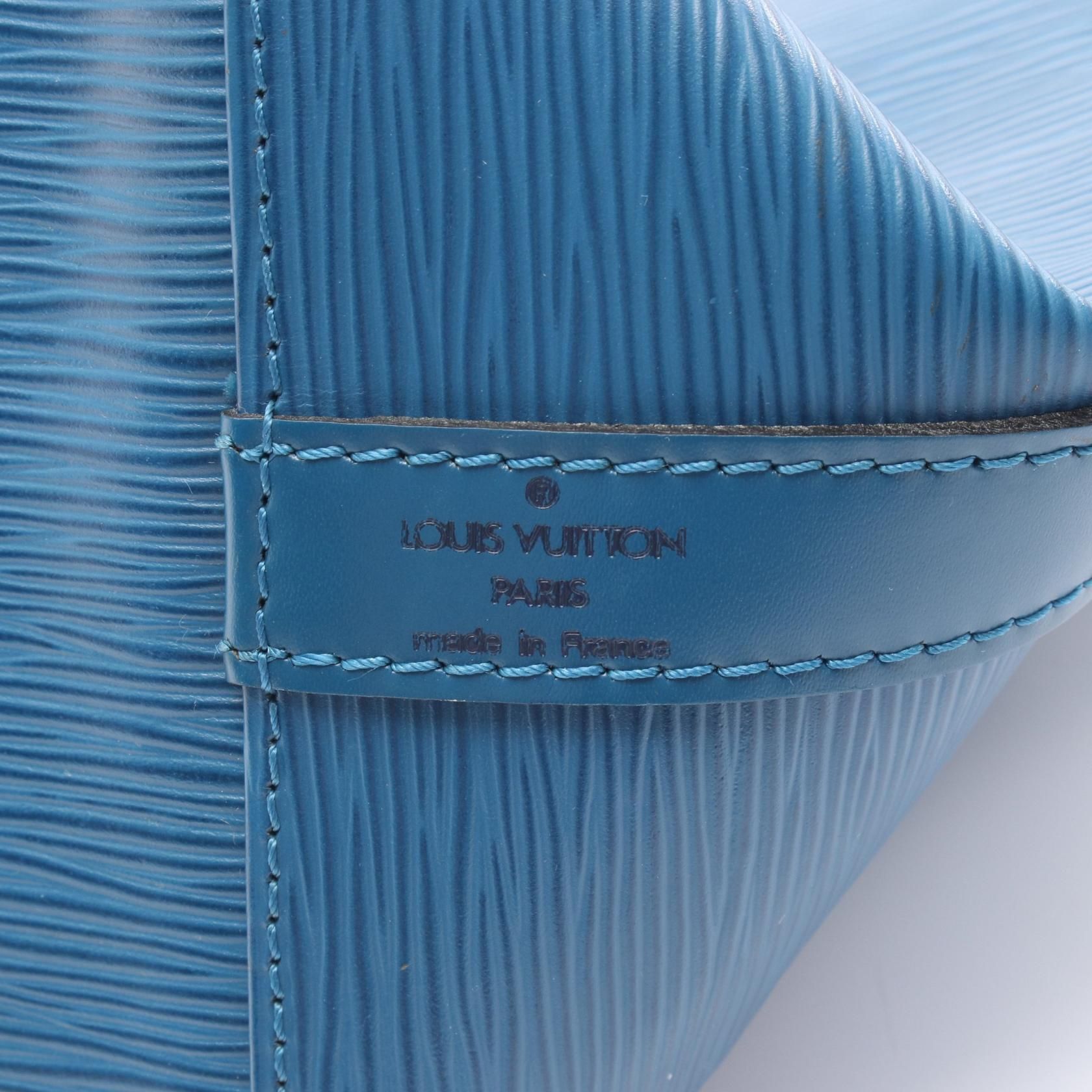 Louis Vuitton Noe Petit, Epi