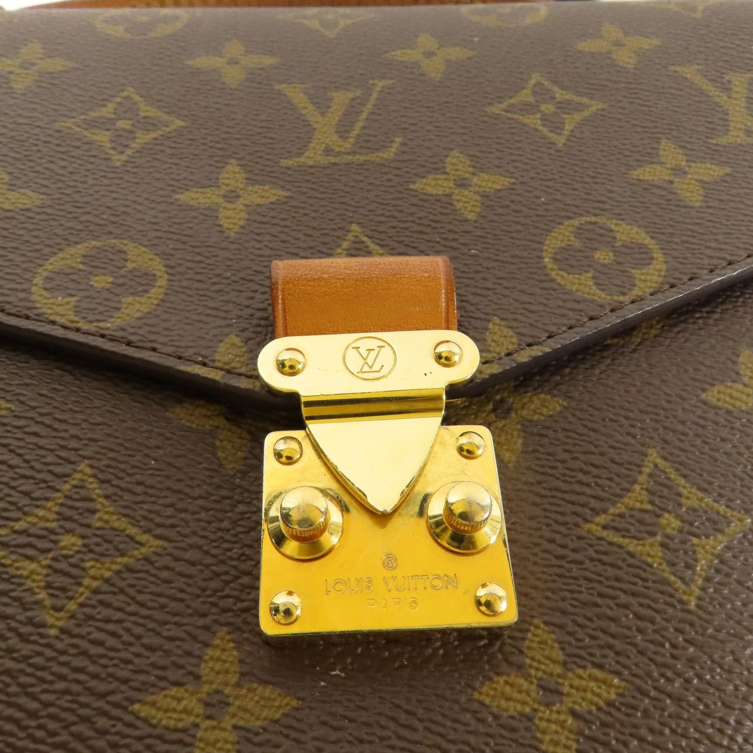 Louis Vuitton Pochette Metis, Monogram