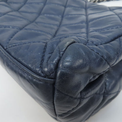 Chanel Blue Cowhide Leather Chain Shoulder Shoulder Back Bag Indigo S