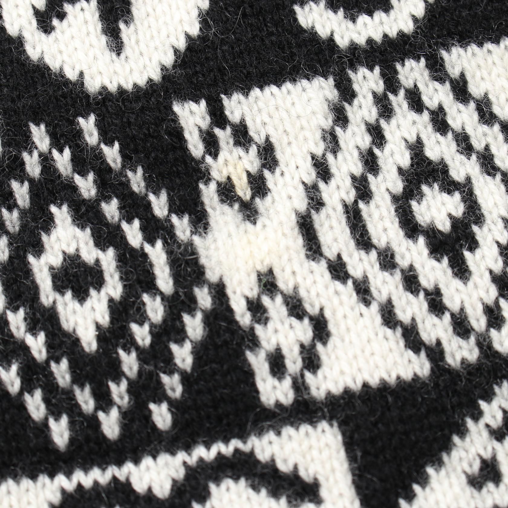 Chanel Coco Neige Skirt P 62261k 47646 Cashmere Black White 36