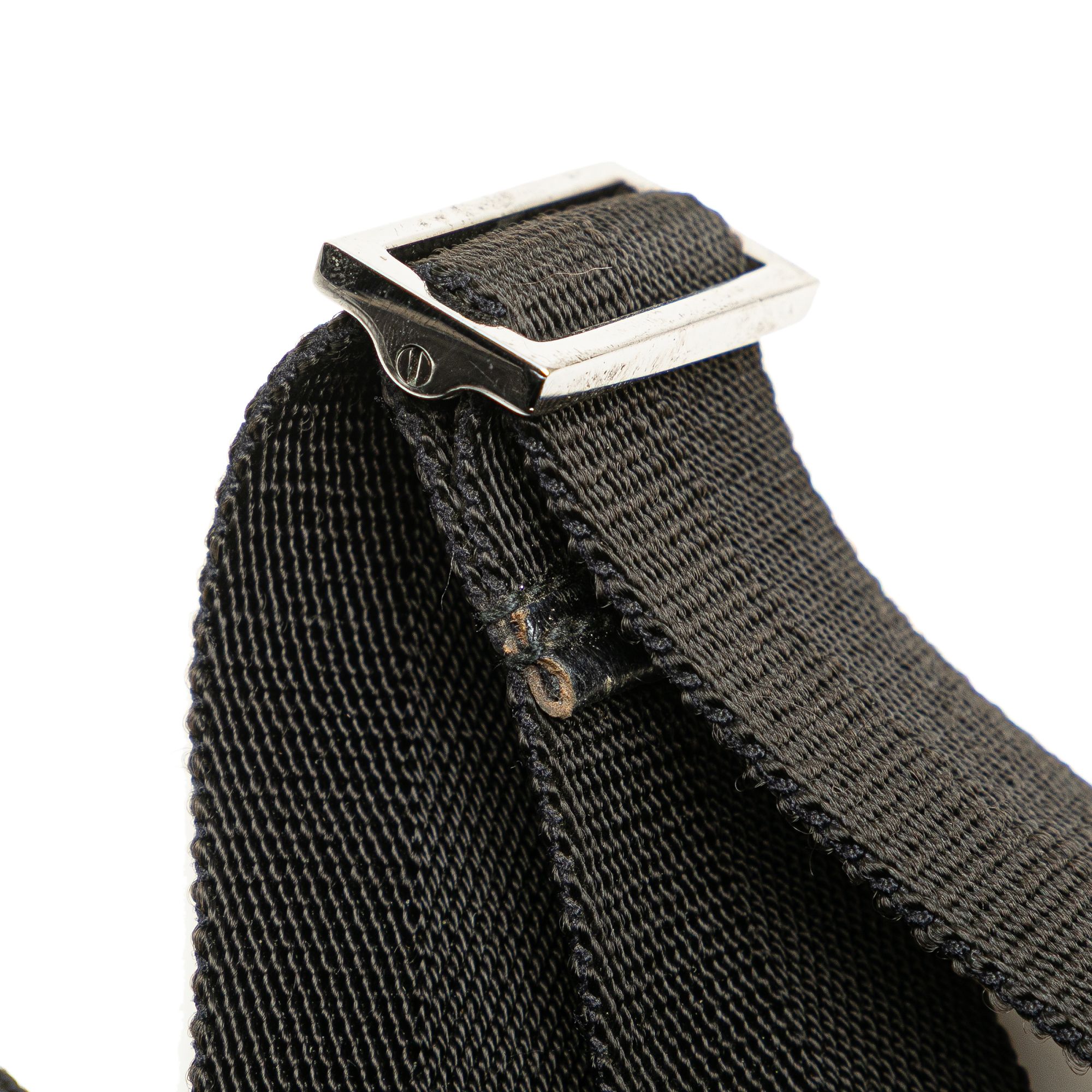 Gucci GG Canvas Crossbody Black