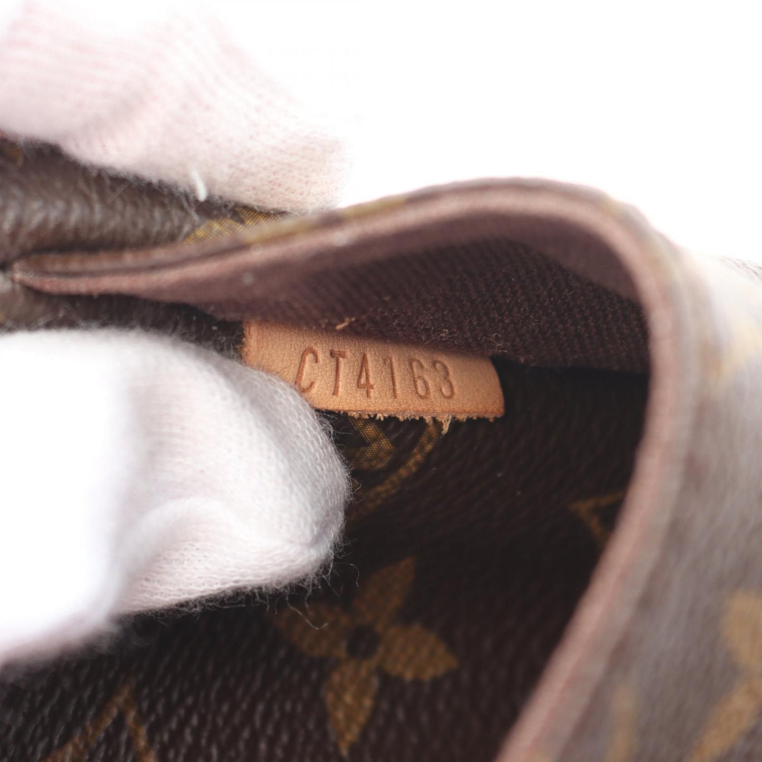 Louis Vuitton Menilmontant PM, Monogram