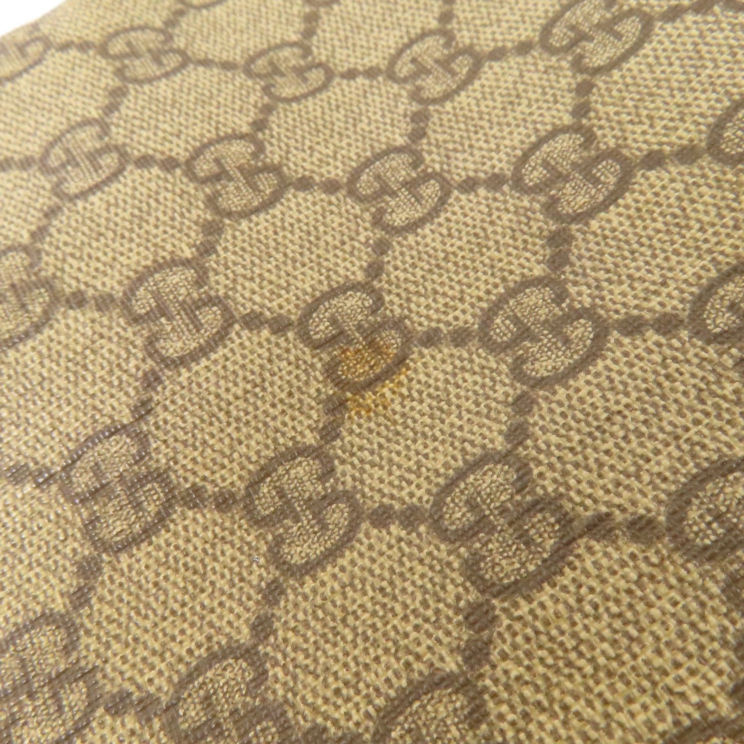 Gucci Large Flat Messenger, GG Supreme