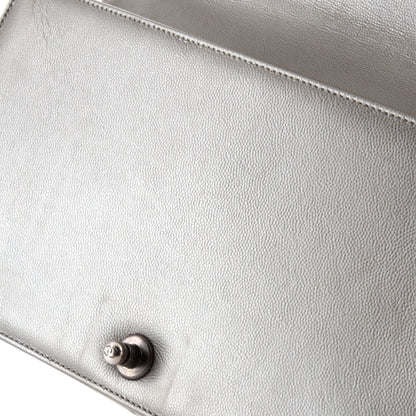 Chanel Boy Flap Bag Quilted Caviar New Medium