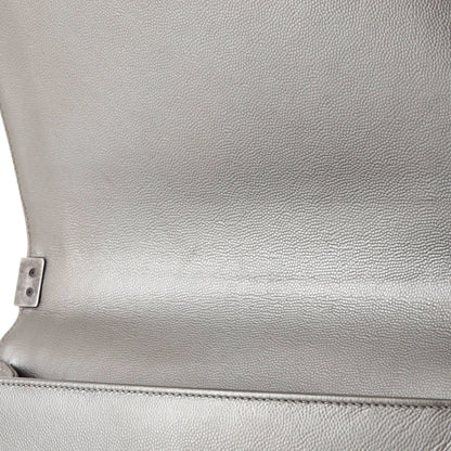 Chanel Boy Flap Bag Quilted Caviar New Medium