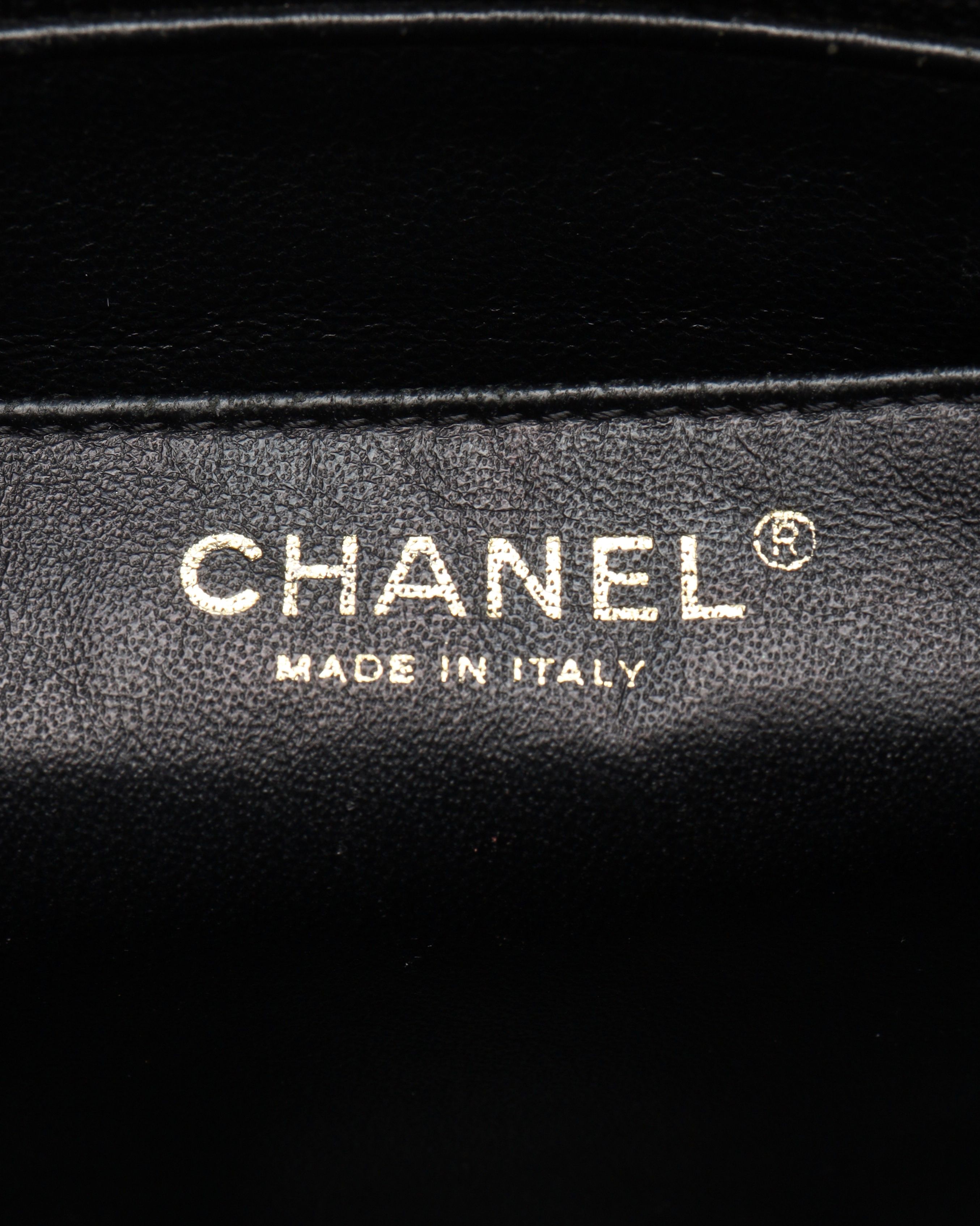Chanel Classic Maxi Single Flap Bag